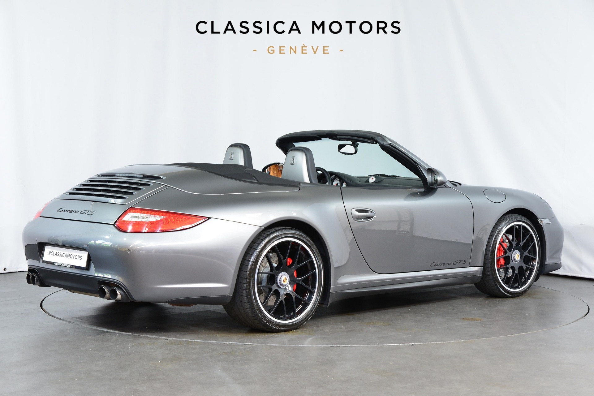 PORSCHE 911 Cabrio Carrera GTS-image-4