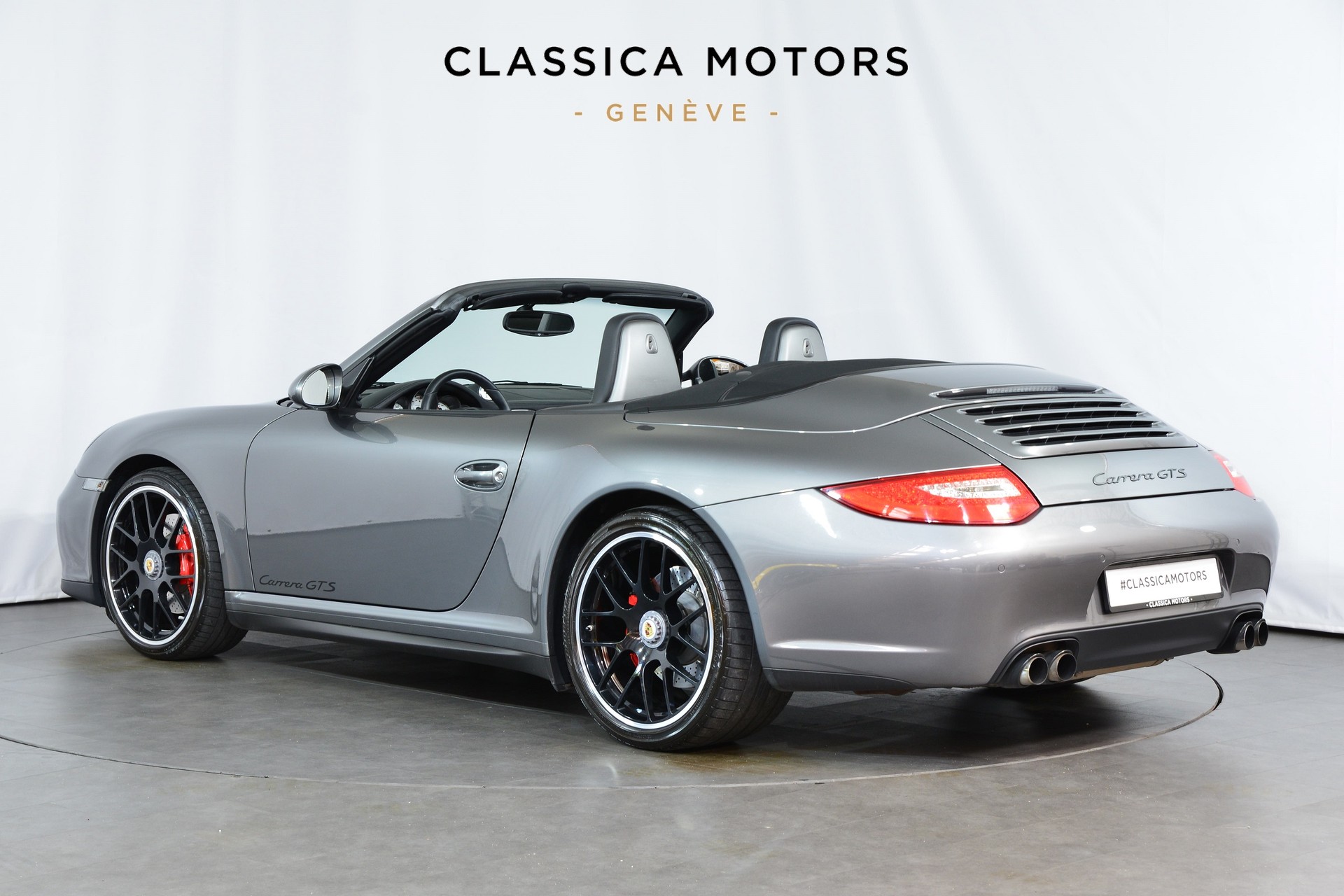 PORSCHE 911 Cabrio Carrera GTS-image-6