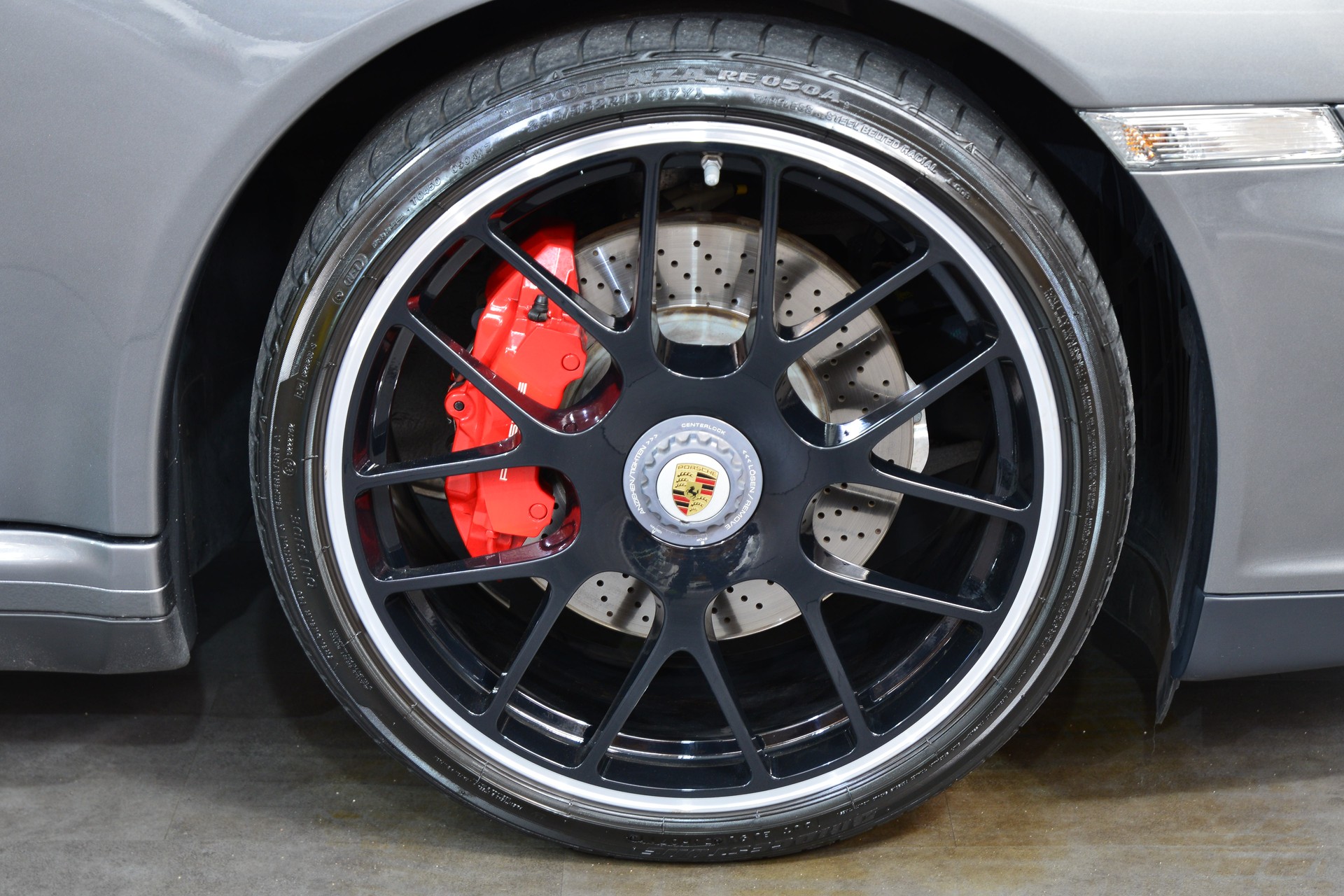 PORSCHE 911 Cabrio Carrera GTS-image-14