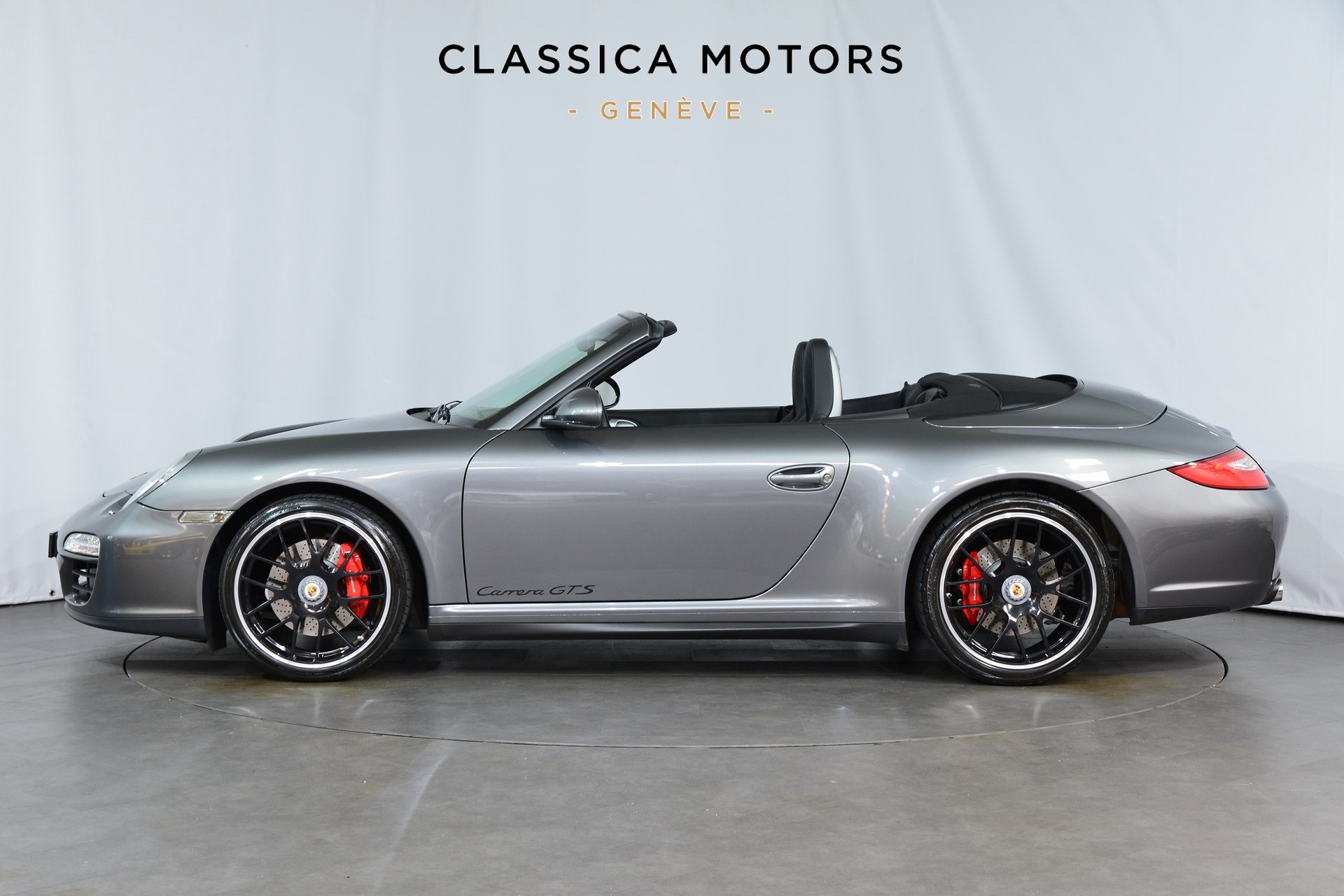 PORSCHE 911 Cabrio Carrera GTS-image-7