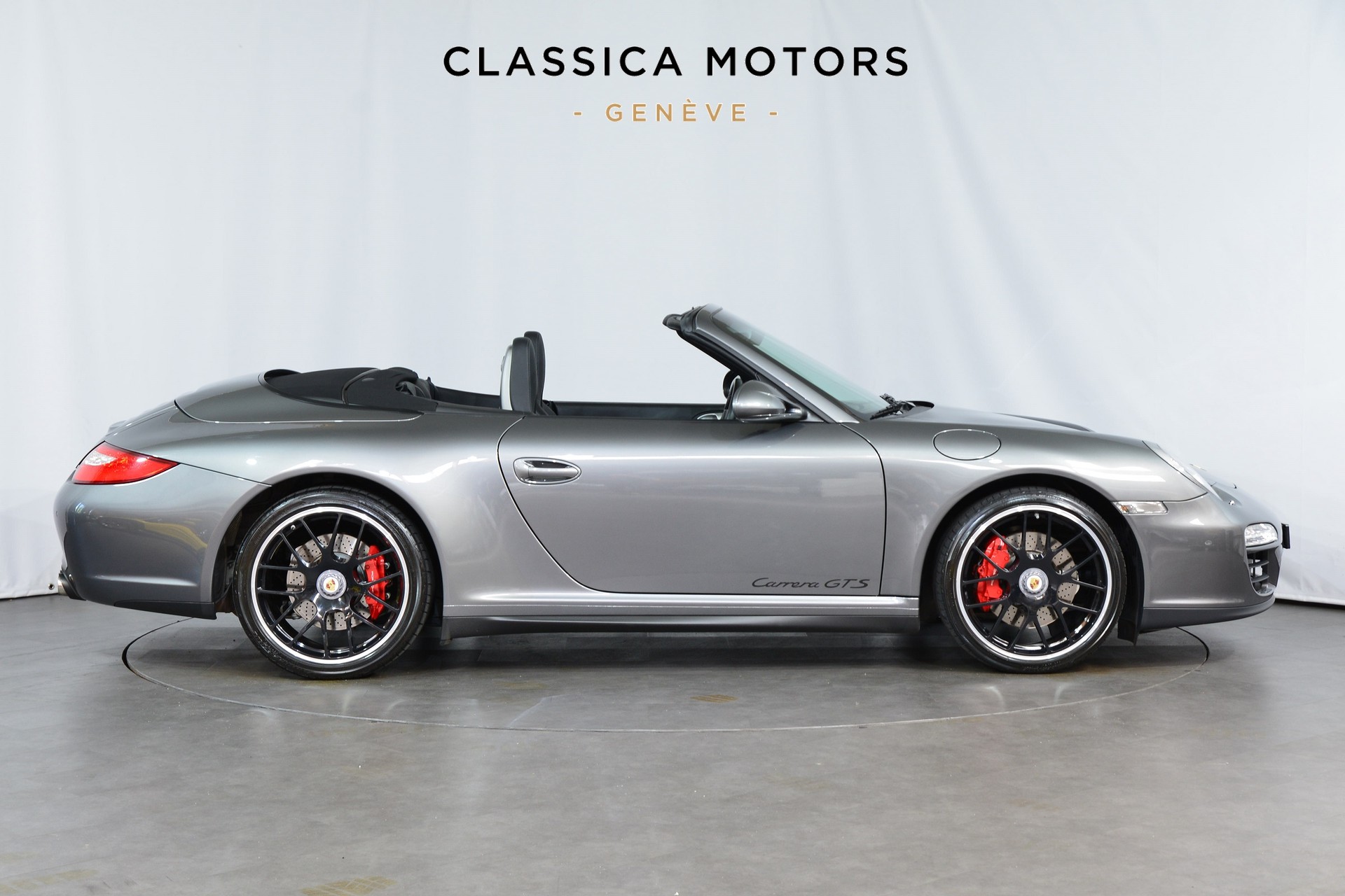 PORSCHE 911 Cabrio Carrera GTS-image-2