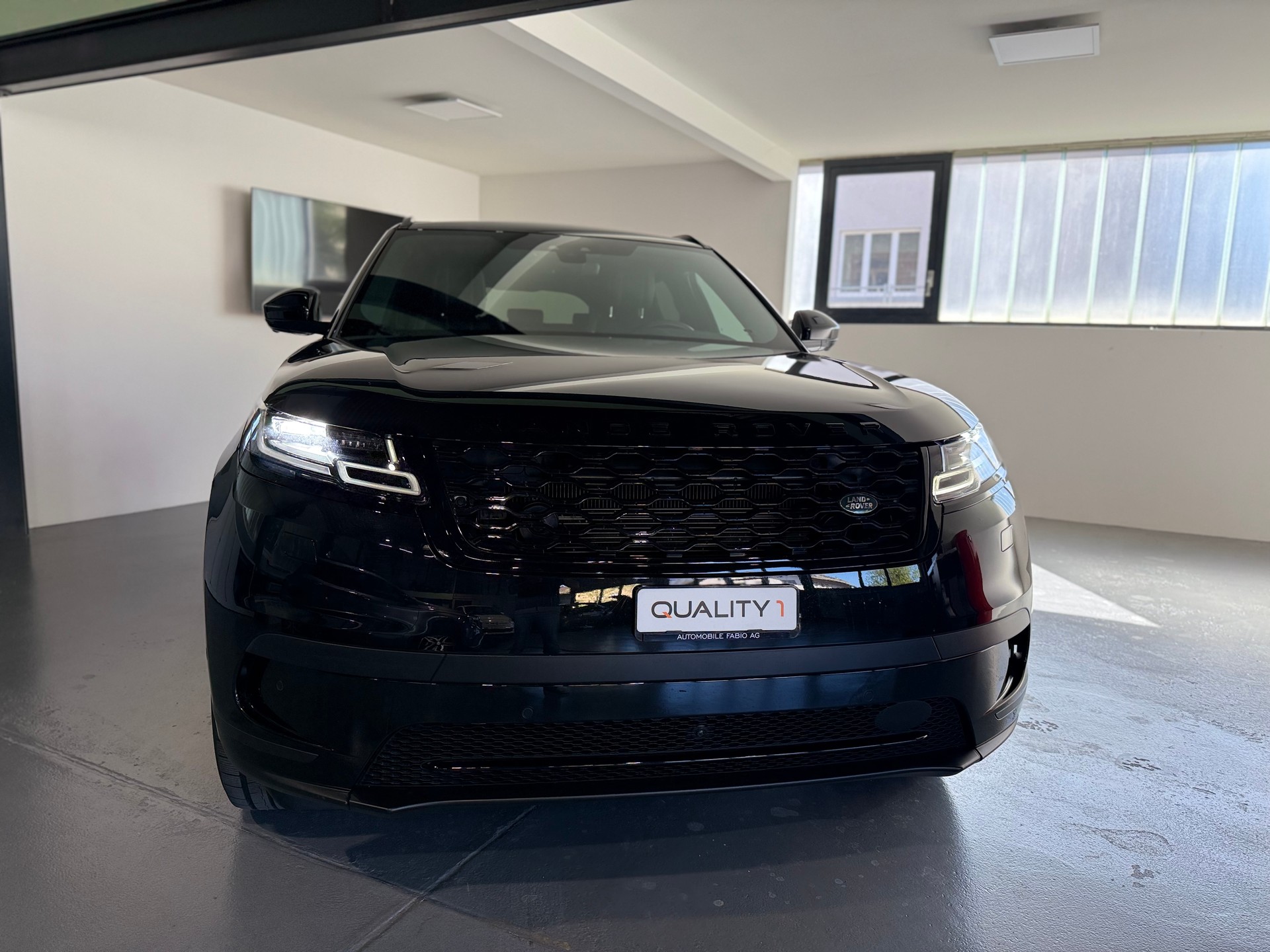 LAND ROVER Range Rover Velar D 240 HSE Automatic