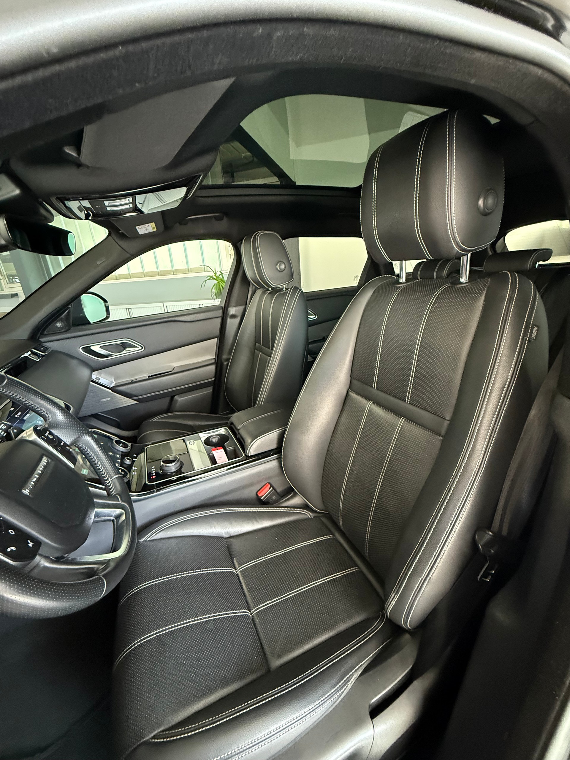 LAND ROVER Range Rover Velar D 240 HSE Automatic-image-8