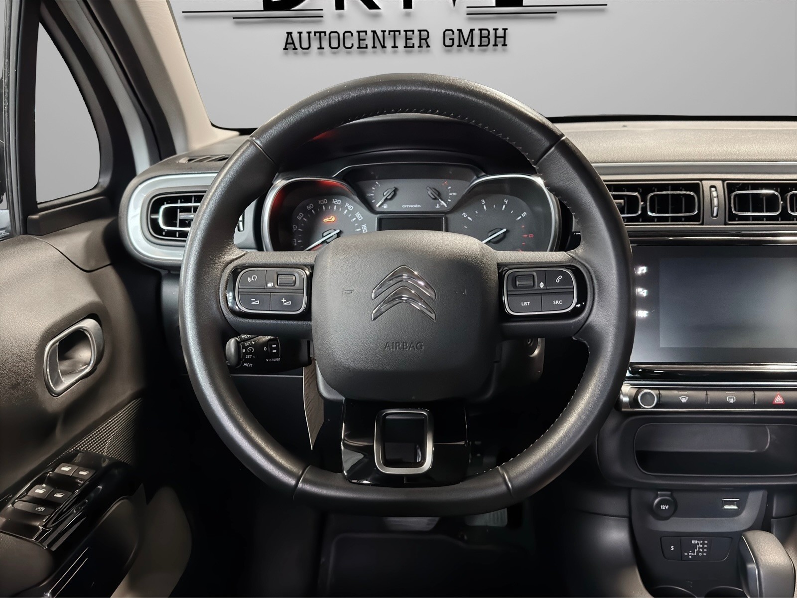 CITROEN C3 1.2i PureTech Shine EAT6-image-9
