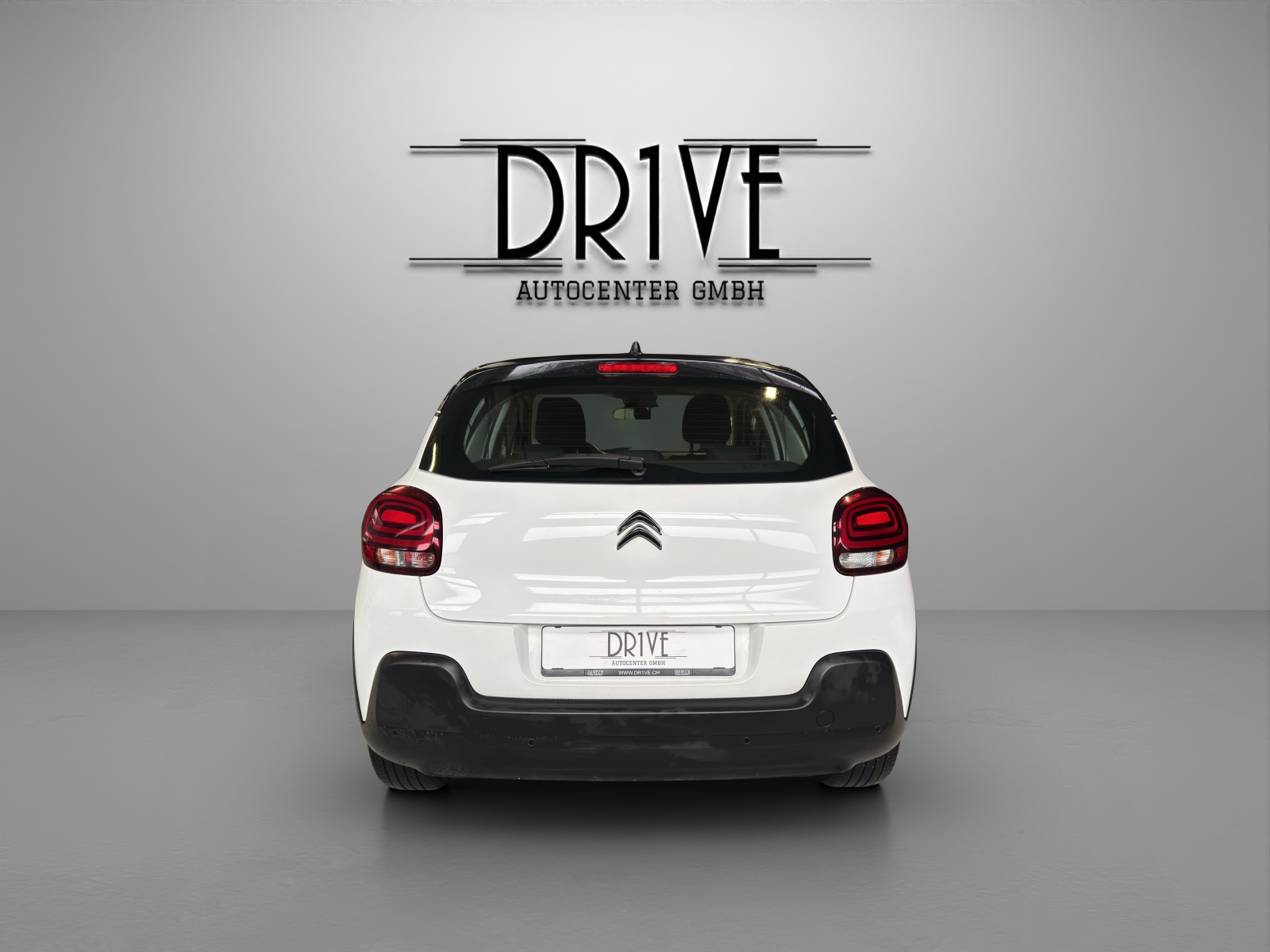 CITROEN C3 1.2i PureTech Shine EAT6-image-5