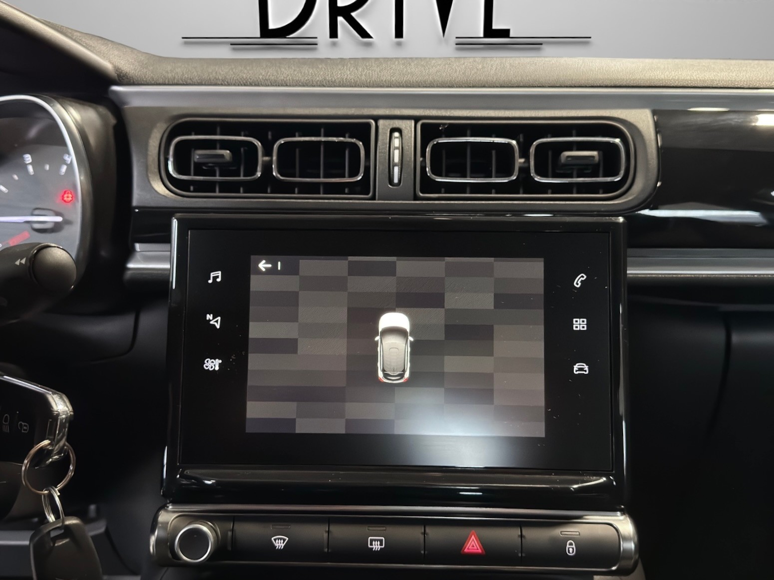 CITROEN C3 1.2i PureTech Shine EAT6-image-13