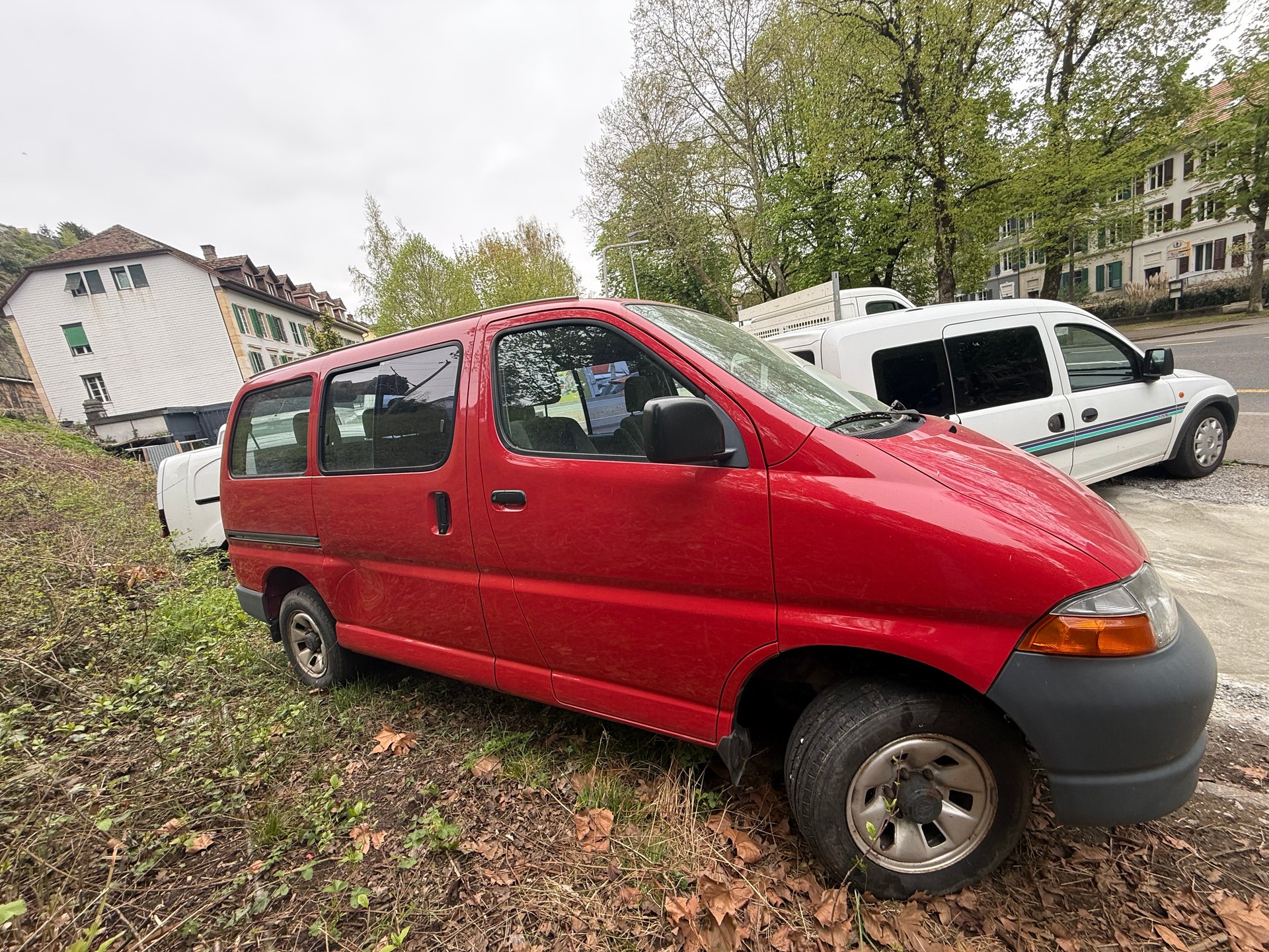 TOYOTA Hiace 2.7 GL Wagon 4x4-image-4