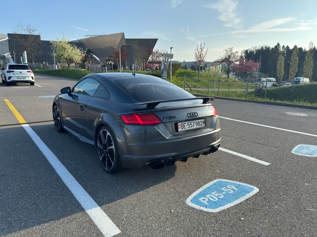 AUDI TT RS Coupé 2.5 TFSI quattro S-tronic-image-4