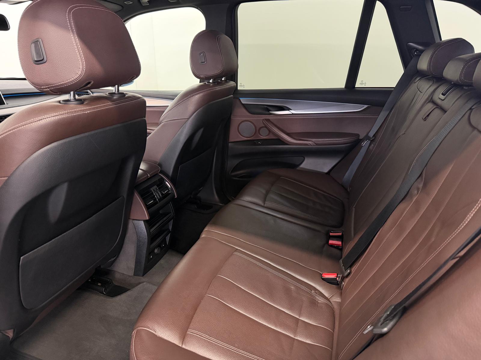 BMW X5 xDrive 25d Steptronic-image-16