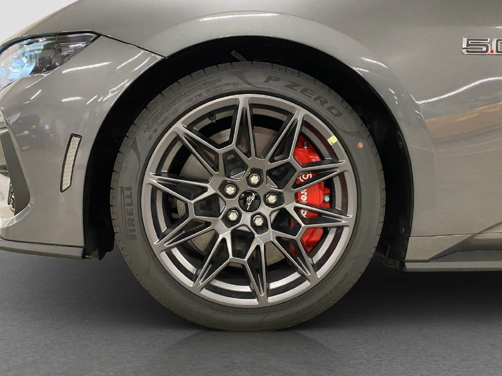 FORD Mustang Convertible 5.0 V8 GT-image-13
