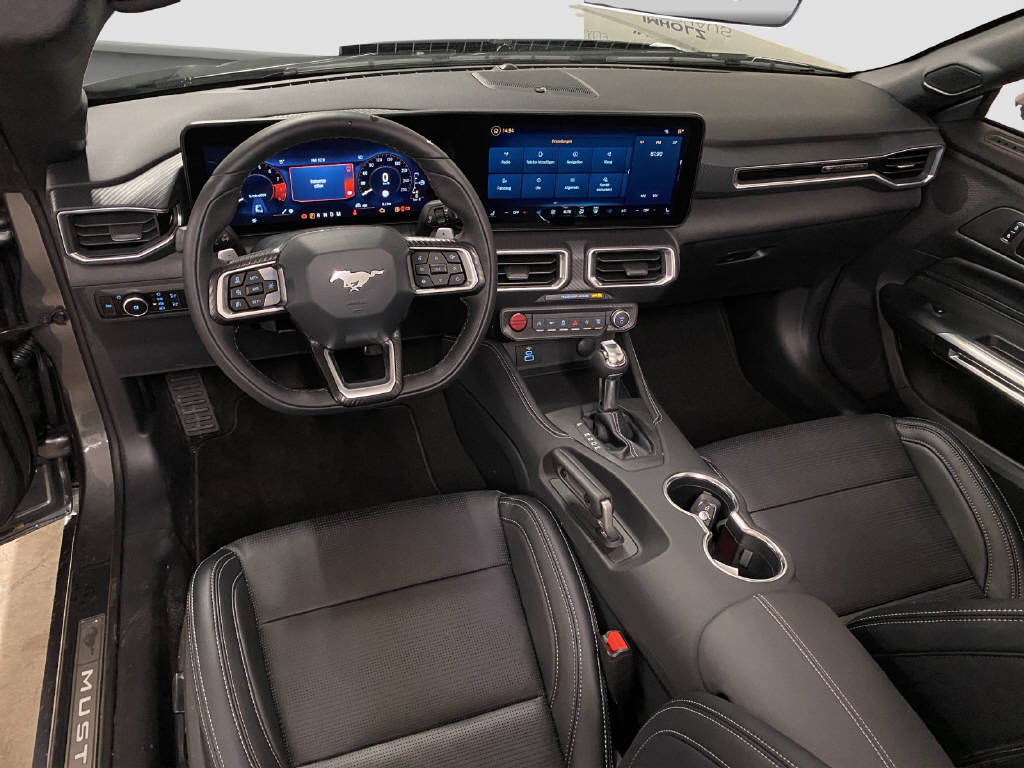 FORD Mustang Convertible 5.0 V8 GT-image-9