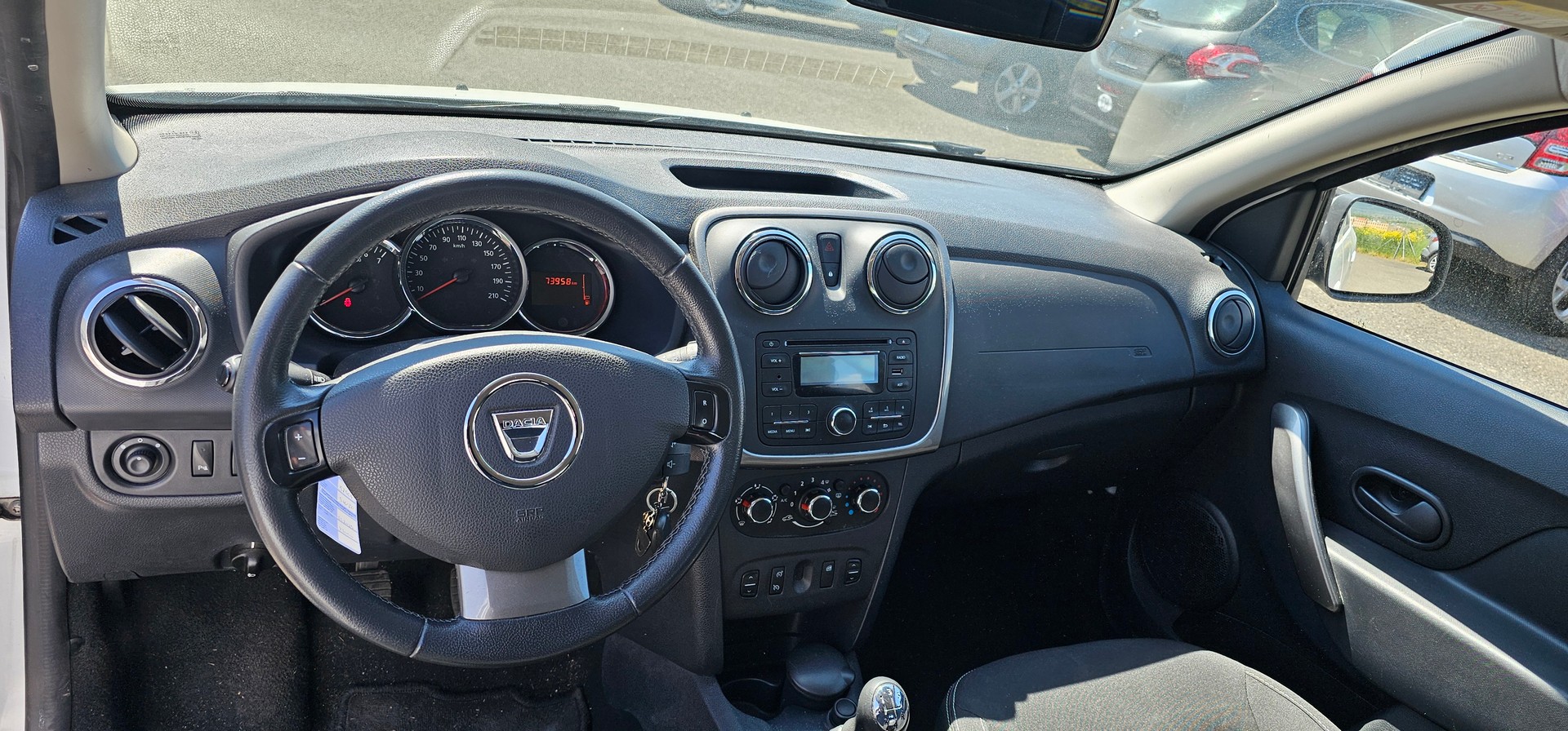 DACIA Sandero 0.9 Lauréate-image-7