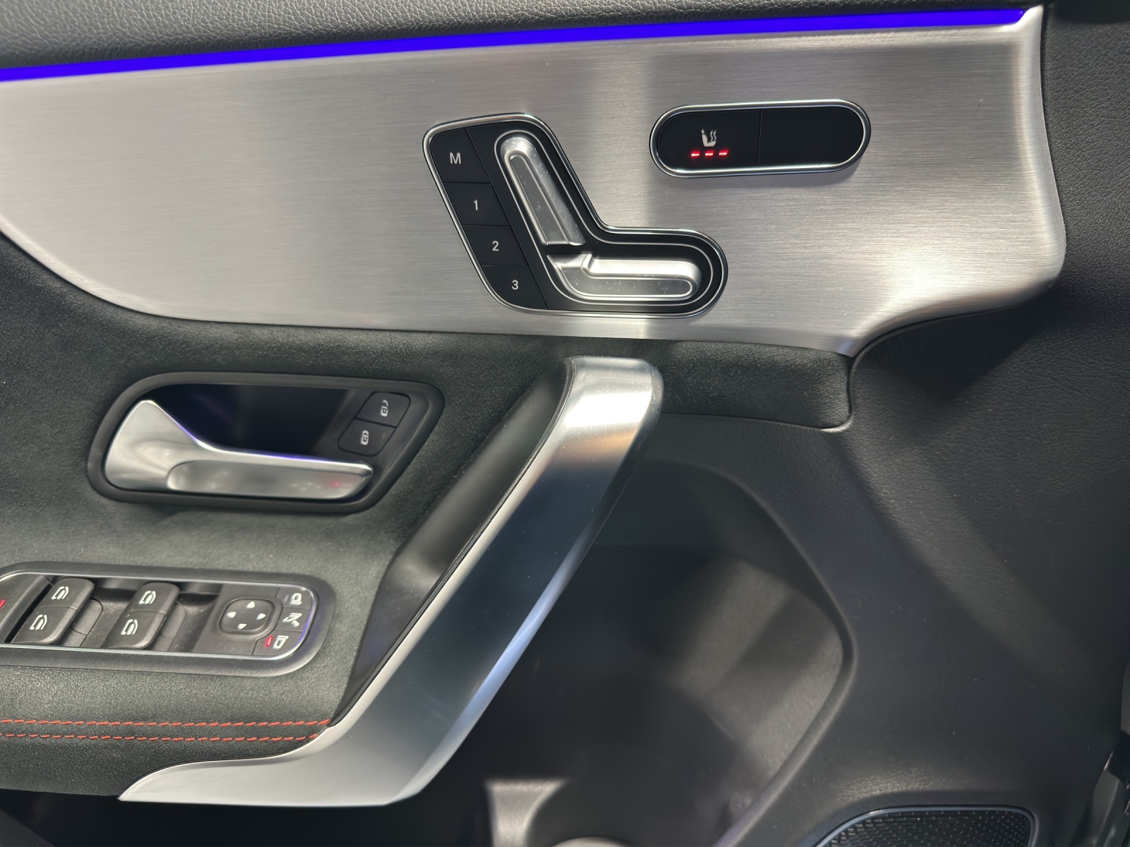 MERCEDES-BENZ A 45 AMG 4Matic+ Speedshift-image-12