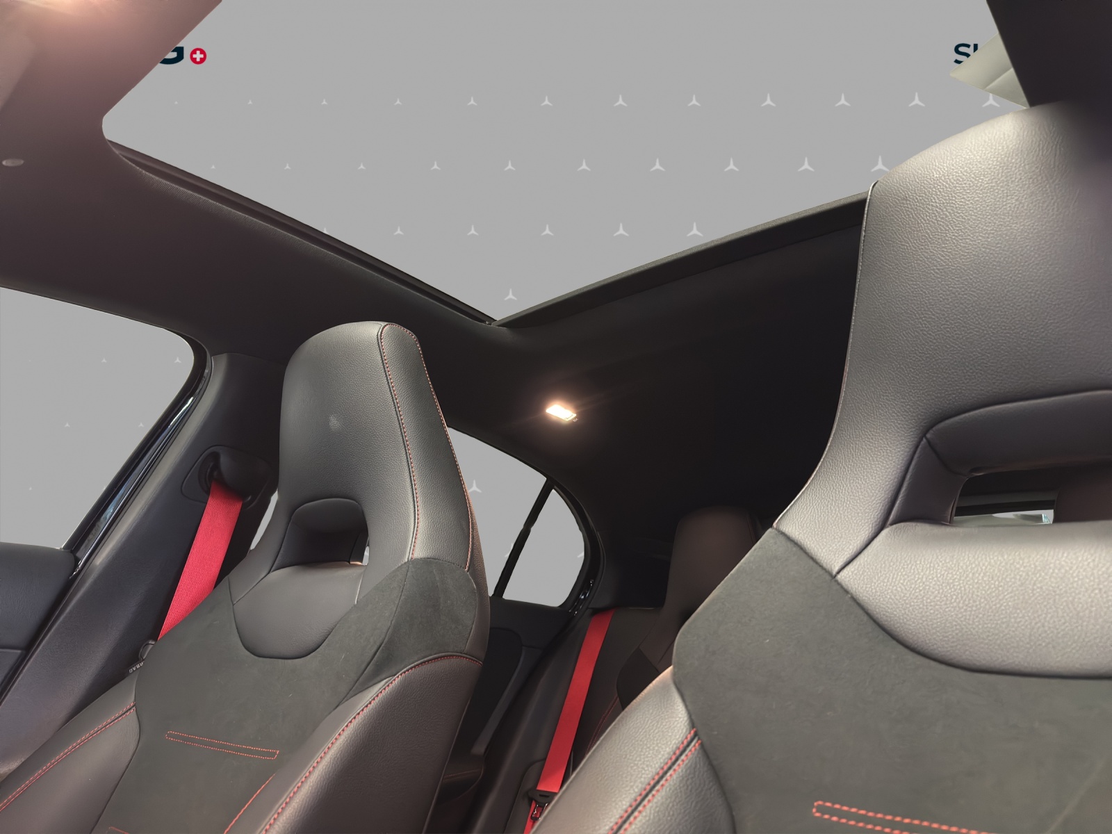 MERCEDES-BENZ A 45 AMG 4Matic+ Speedshift-image-8