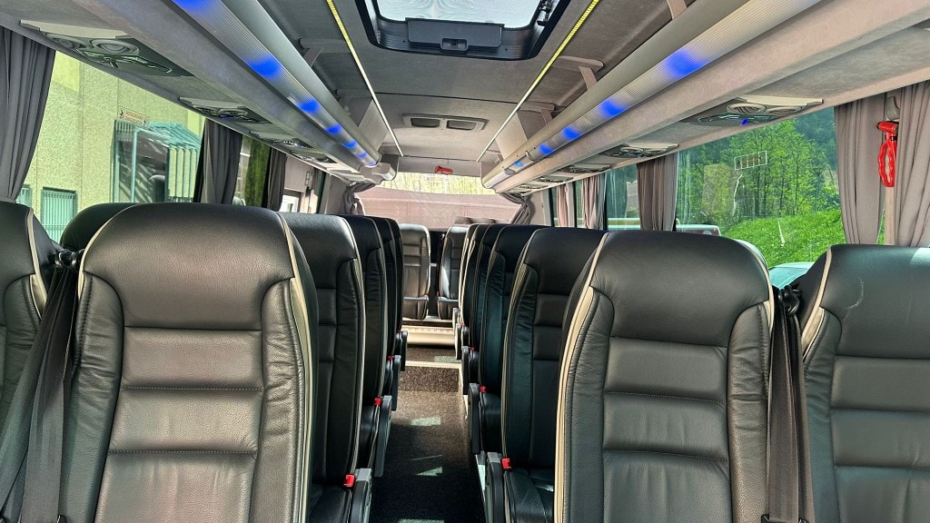 IVECO Daily 72C18 Autobus-image-7