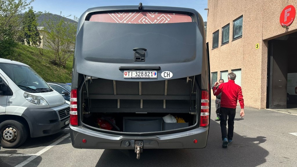 IVECO Daily 72C18 Autobus-image-6