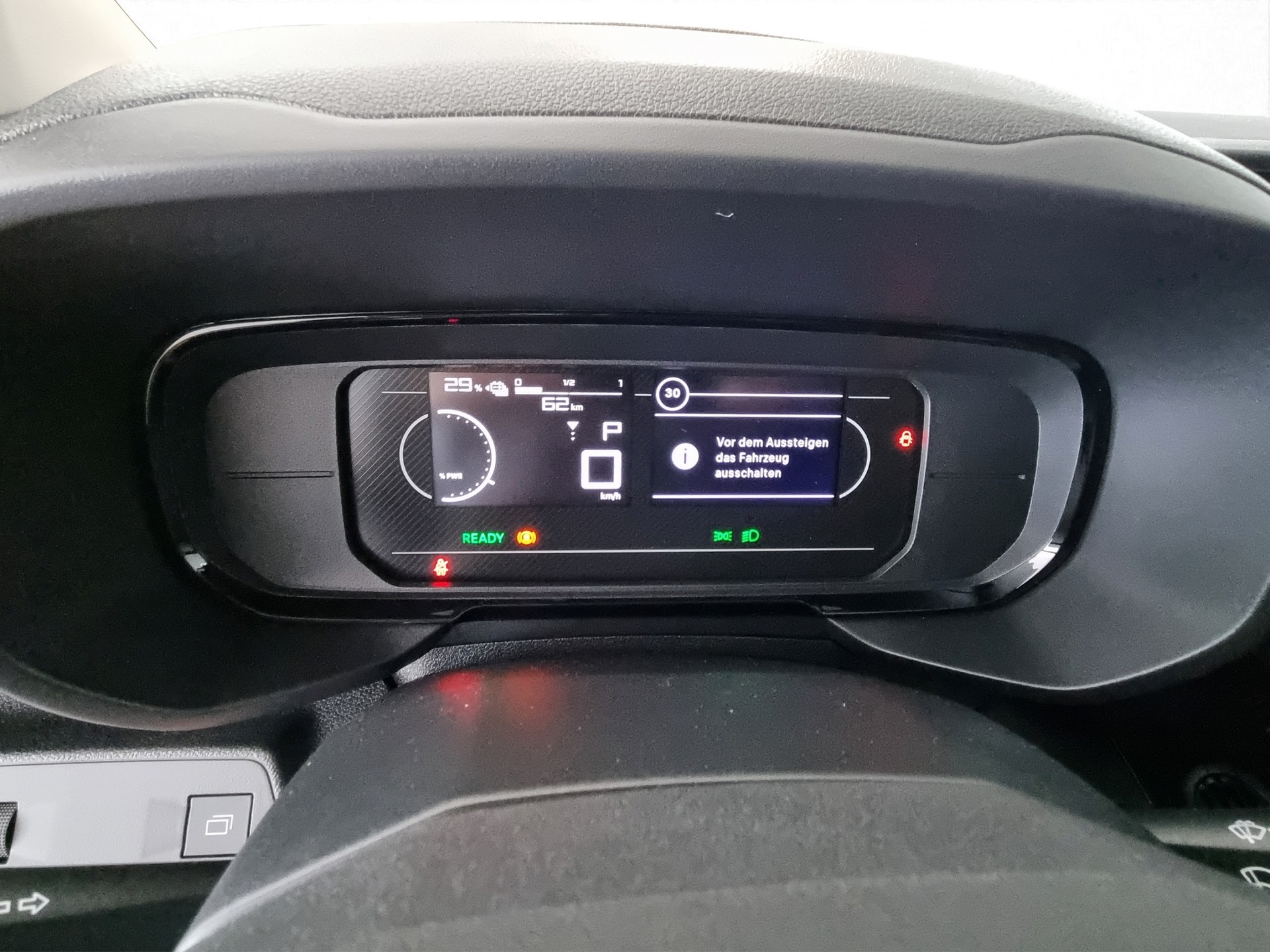 TOYOTA PROACE CITY Van L1 52KWh Active-image-10