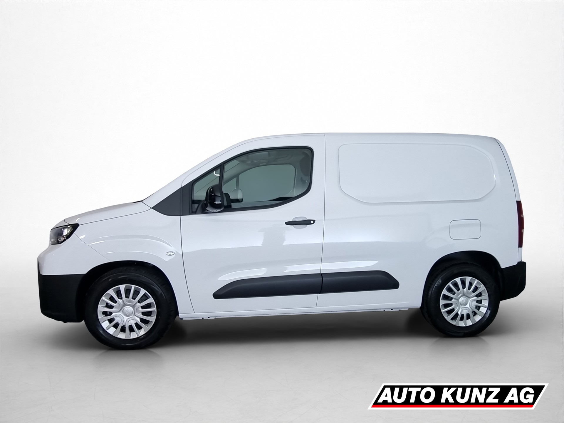 TOYOTA PROACE CITY Van L1 52KWh Active-image-2