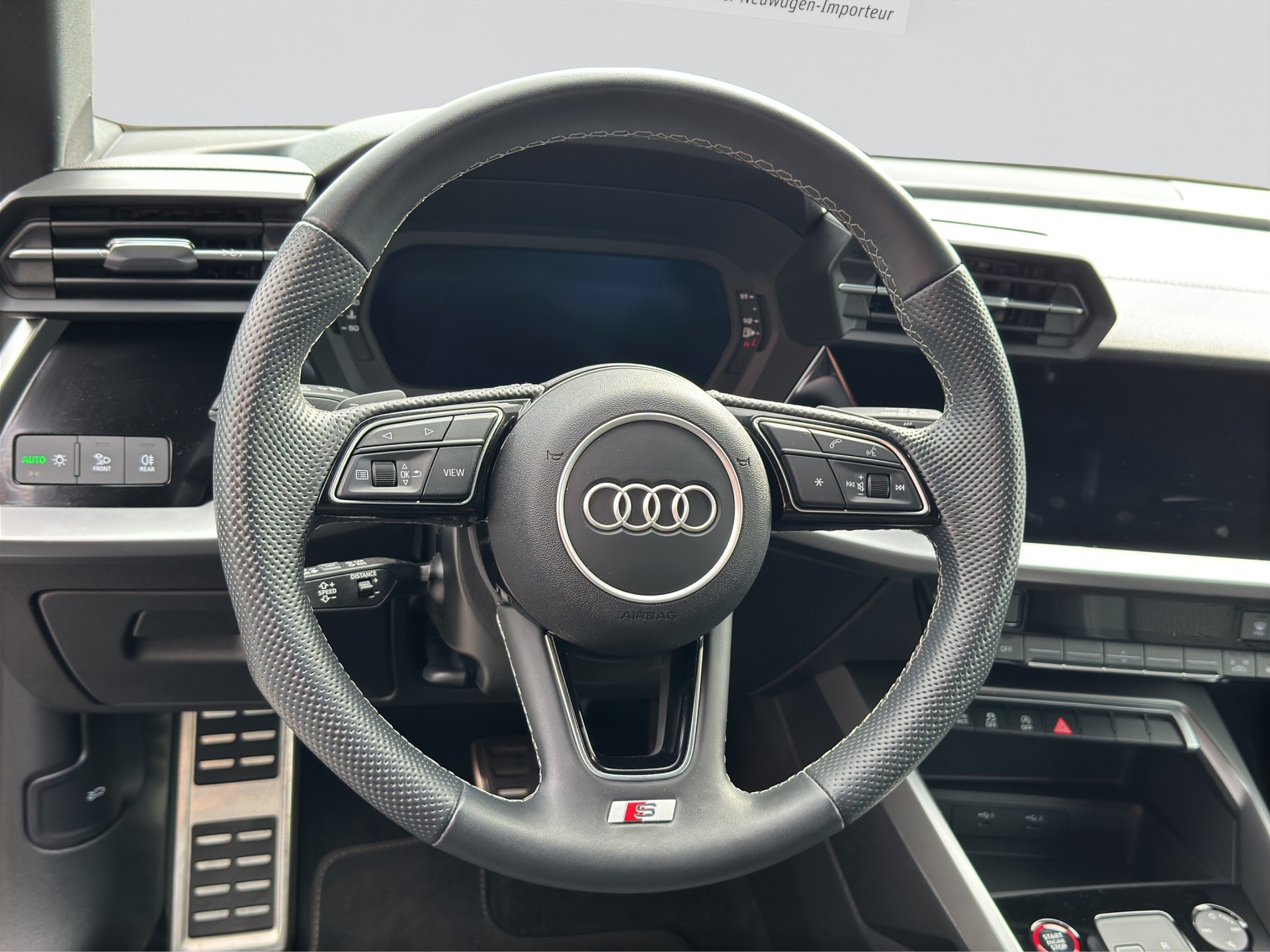 AUDI S3 Sportback 2.0 TFSI quattro S-tronic-image-9