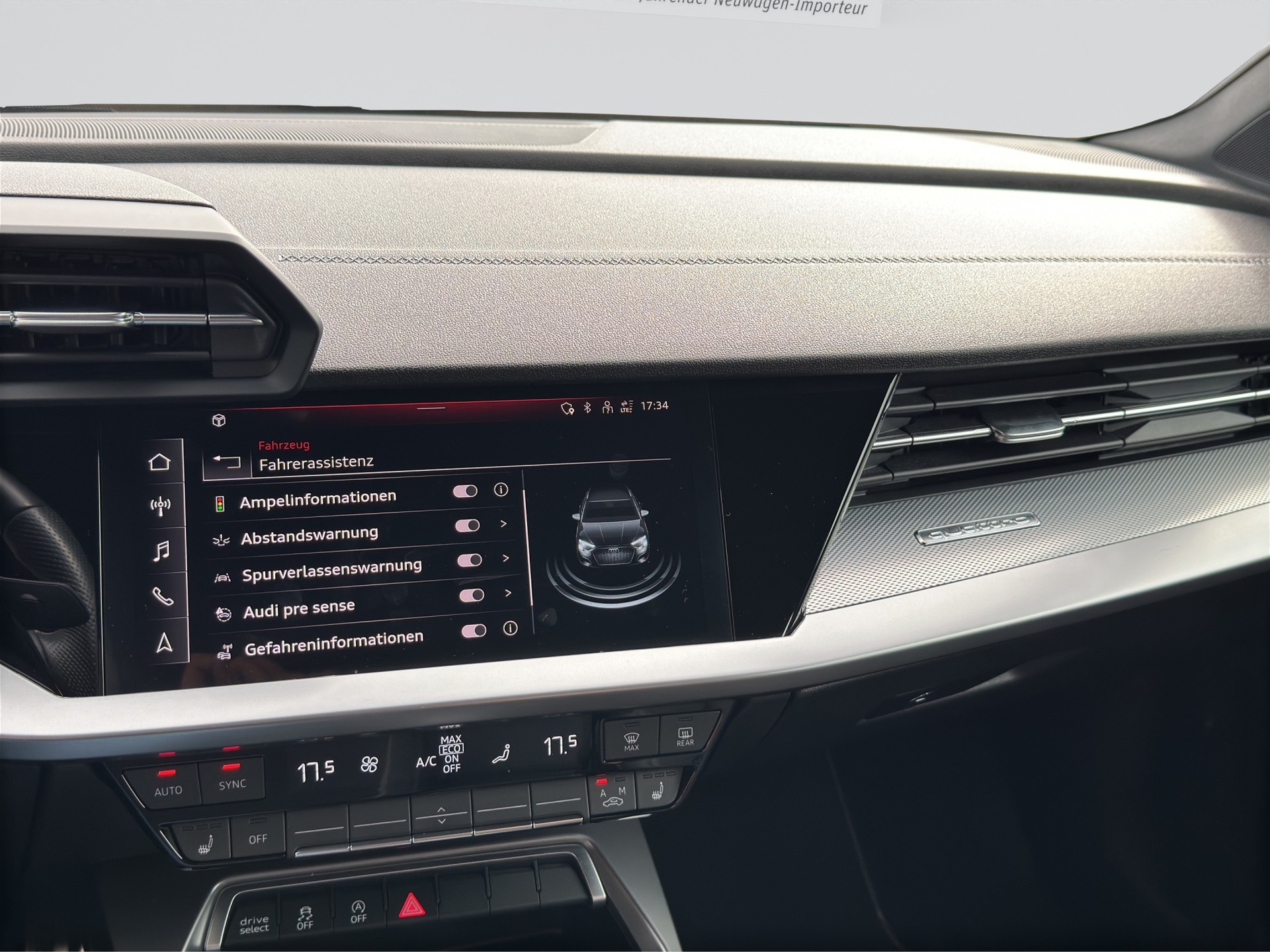 AUDI S3 Sportback 2.0 TFSI quattro S-tronic-image-12