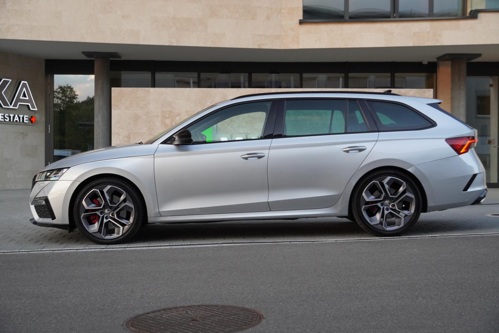 SKODA Octavia Combi 2.0 TSI DSG RS-image-7
