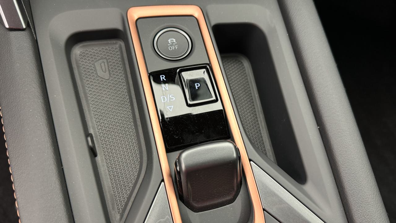 CUPRA Formentor 1.5 e-HYBRID pHEV VZ Black Edition-image-10