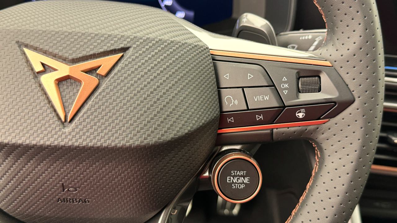 CUPRA Formentor 1.5 e-HYBRID pHEV VZ Black Edition-image-9