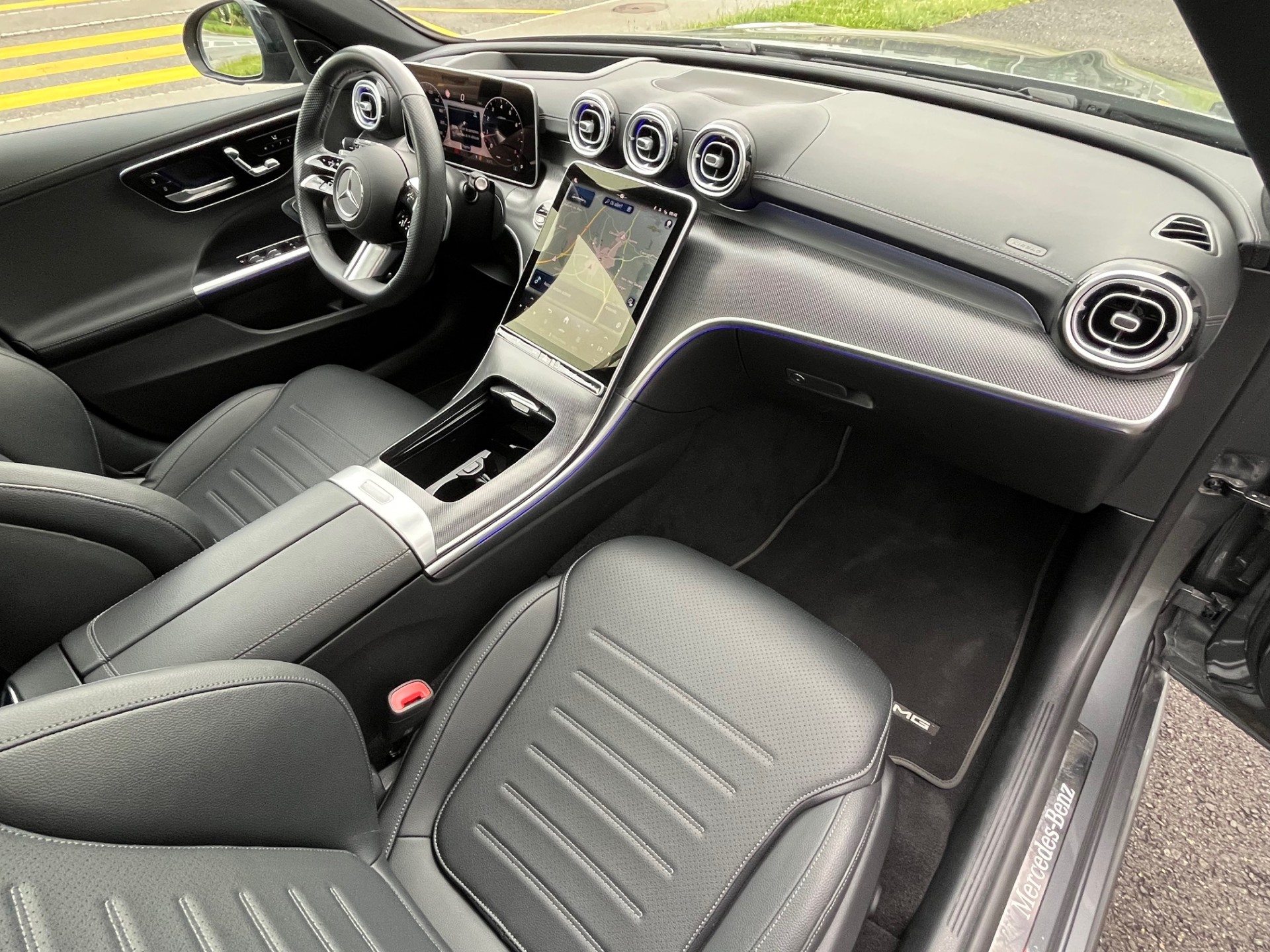 MERCEDES-BENZ C 300 T 4 Matic-image-4
