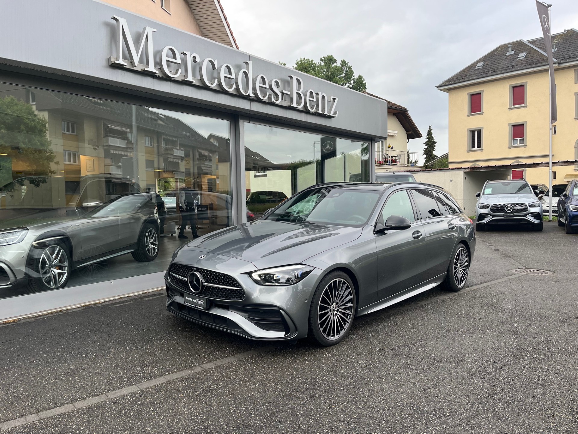 MERCEDES-BENZ C 300 T 4 Matic-image-1