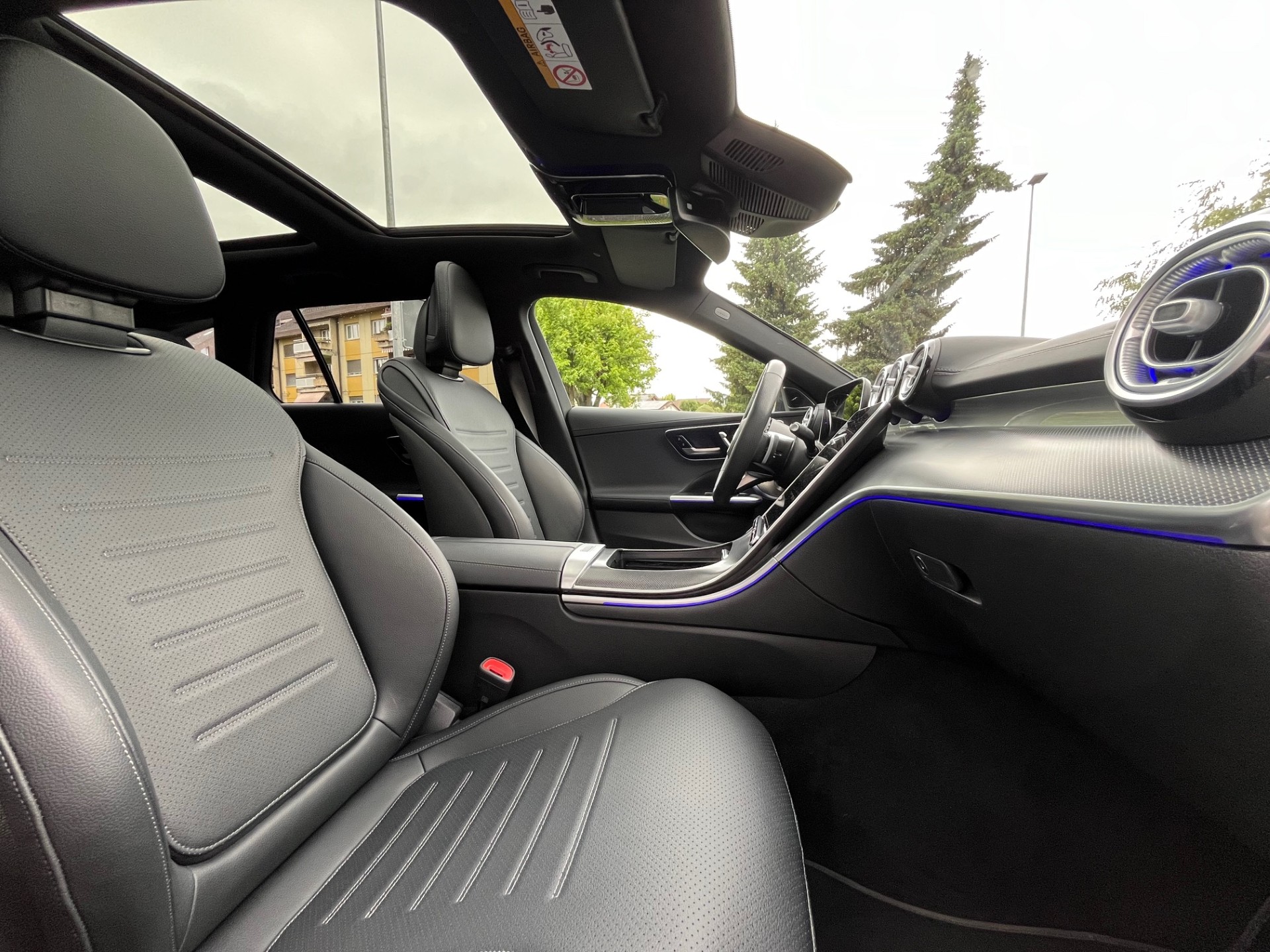MERCEDES-BENZ C 300 T 4 Matic-image-5