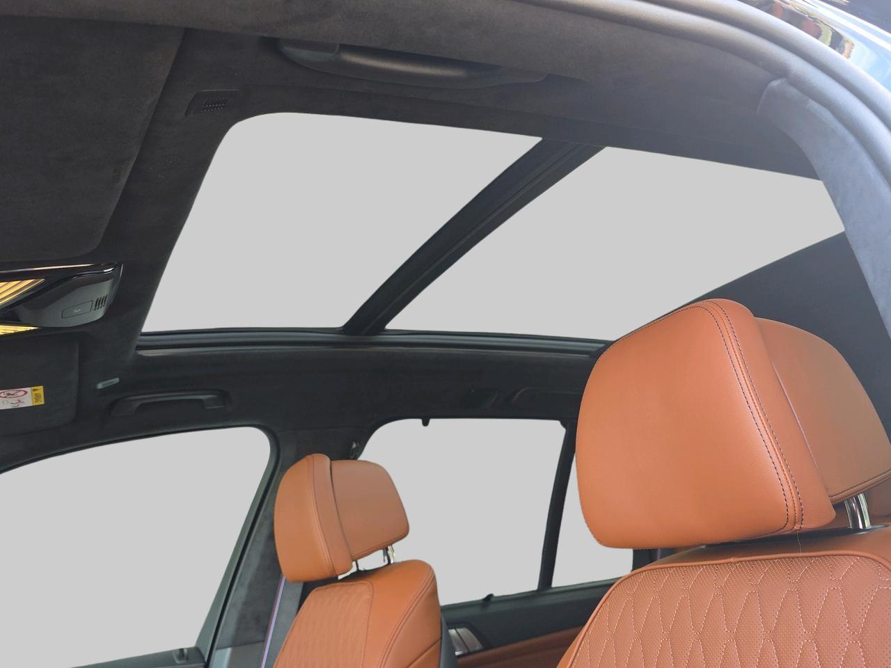 BMW X5 50e xDrive M Sport Pro-image-11