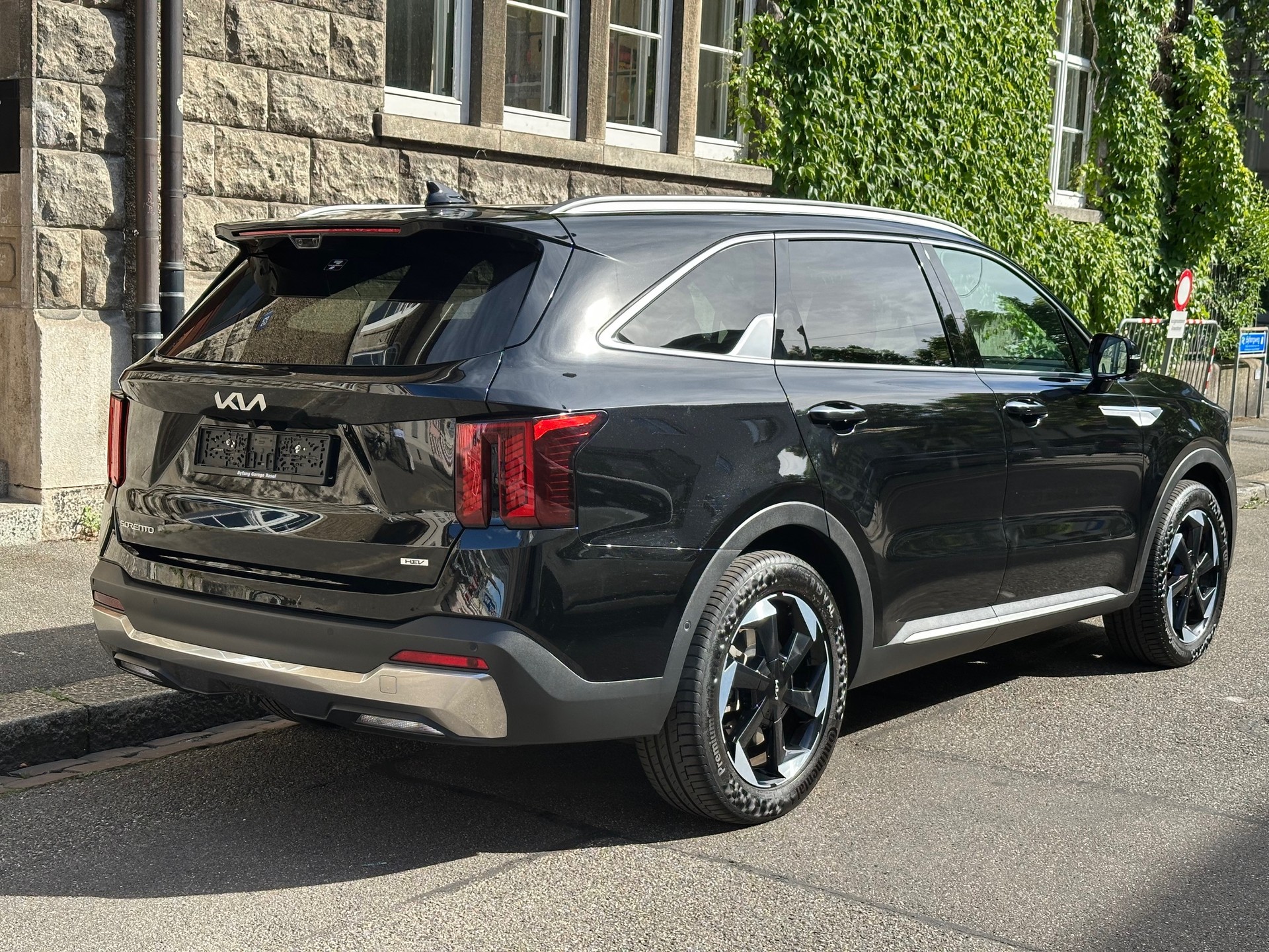 KIA Sorento 1.6 T-GDi HEV 7P Style-image-4