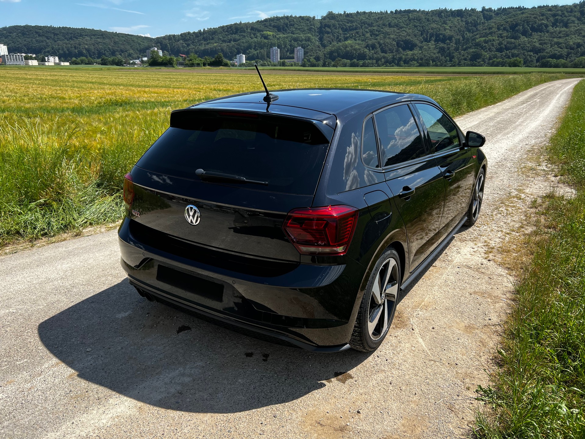 VW Polo 2.0 TSI GTI DSG-image-4