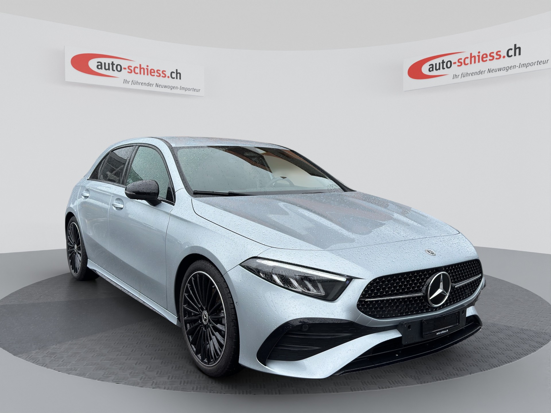 MERCEDES-BENZ A 200 7G-DCT AMG Line Night-image-0