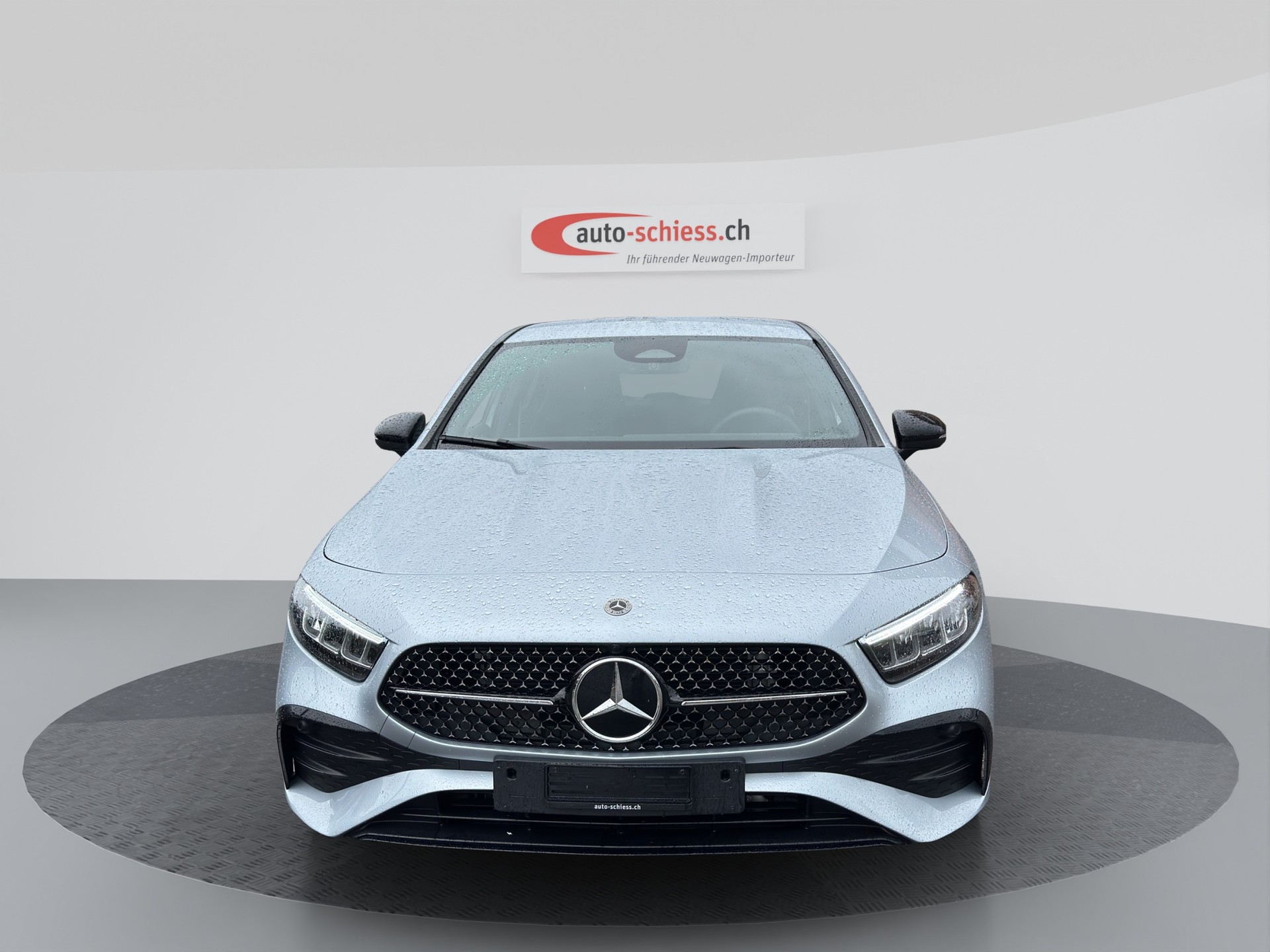 MERCEDES-BENZ A 200 7G-DCT AMG Line Night-image-1
