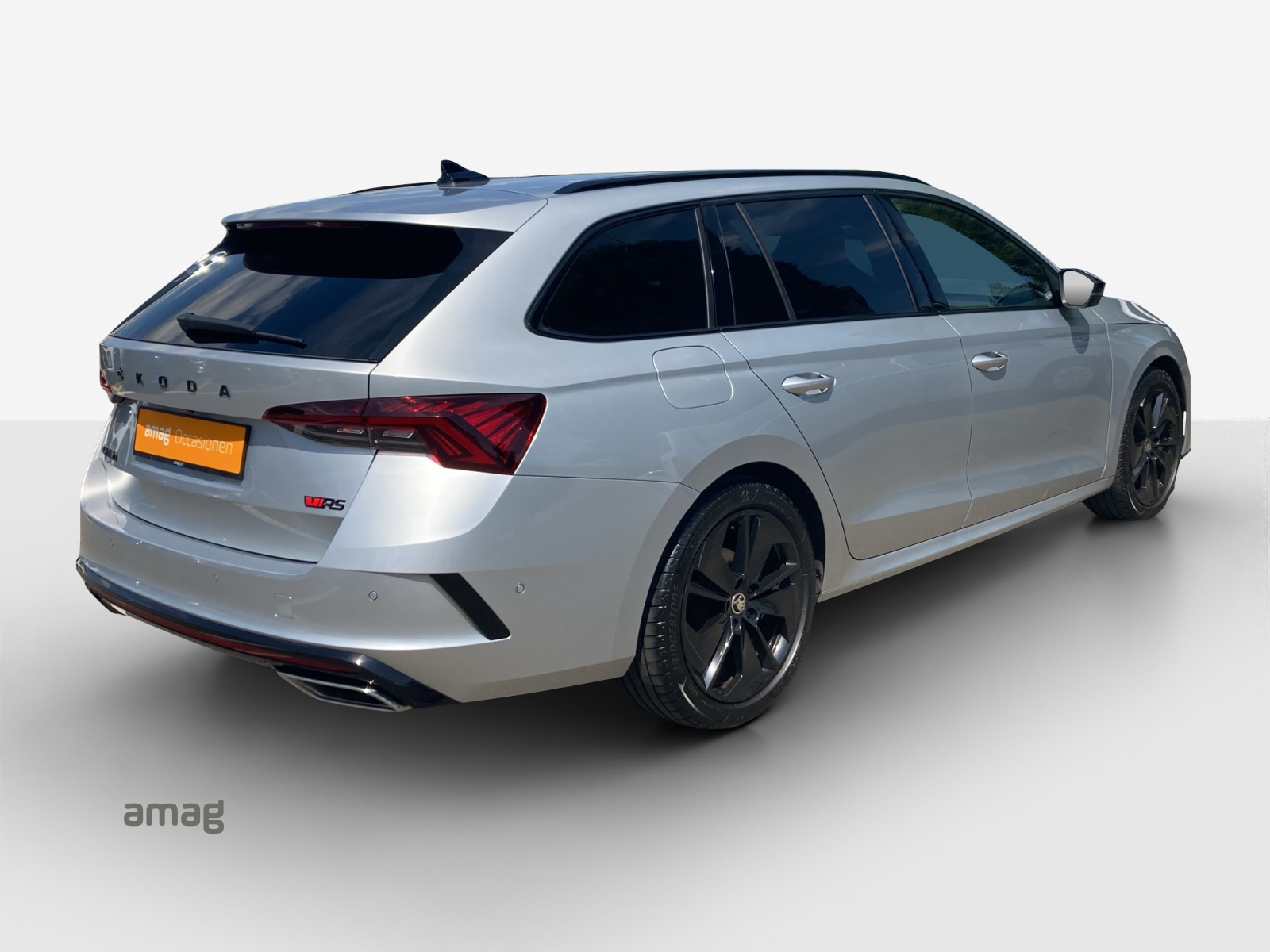 SKODA Octavia Combi 2.0 TDI DSG RS 4x4-image-4