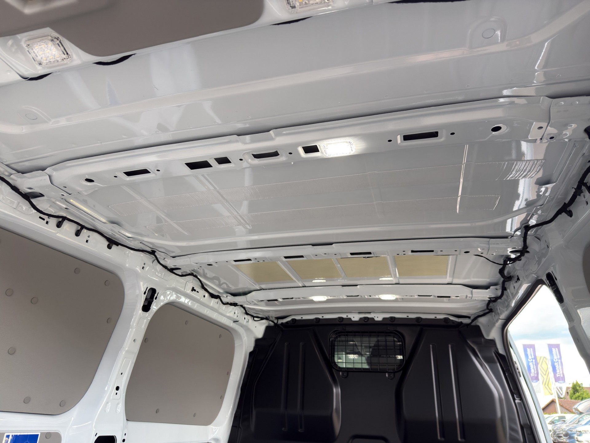 FORD Transit C Van 280 L1 2.0 EcoBlue 110 Trend-image-12
