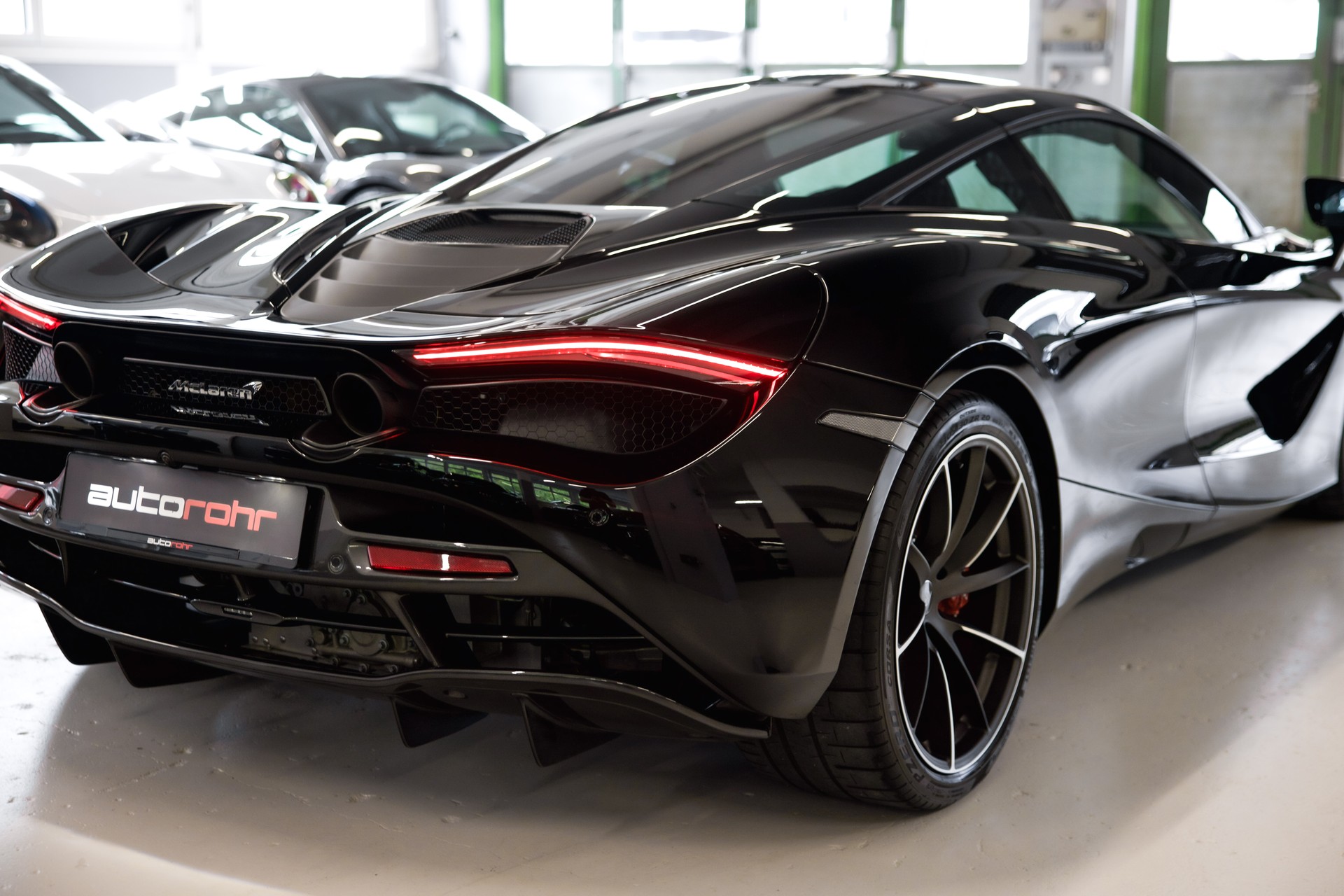 McLAREN 720S Coupé 4.0 V8 SSG-image-12