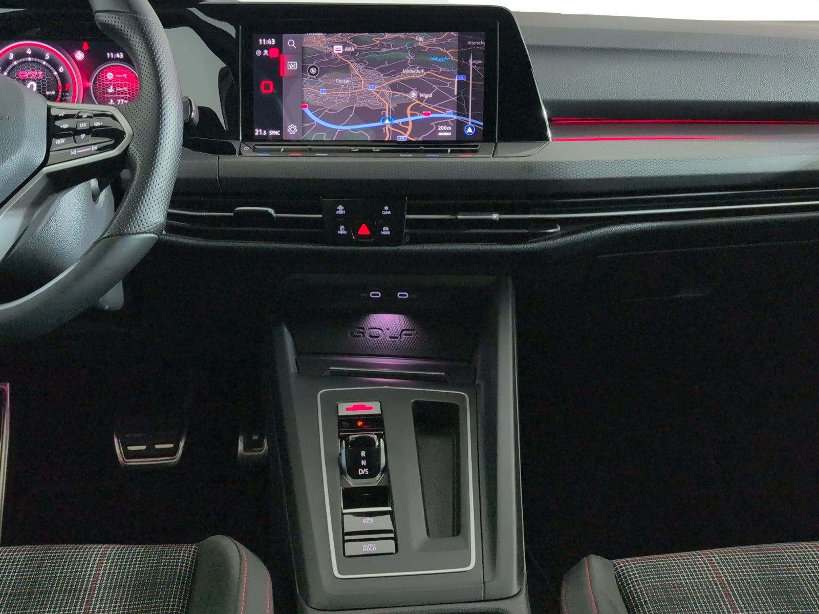 VW Golf 2.0 TSI GTI DSG-image-10