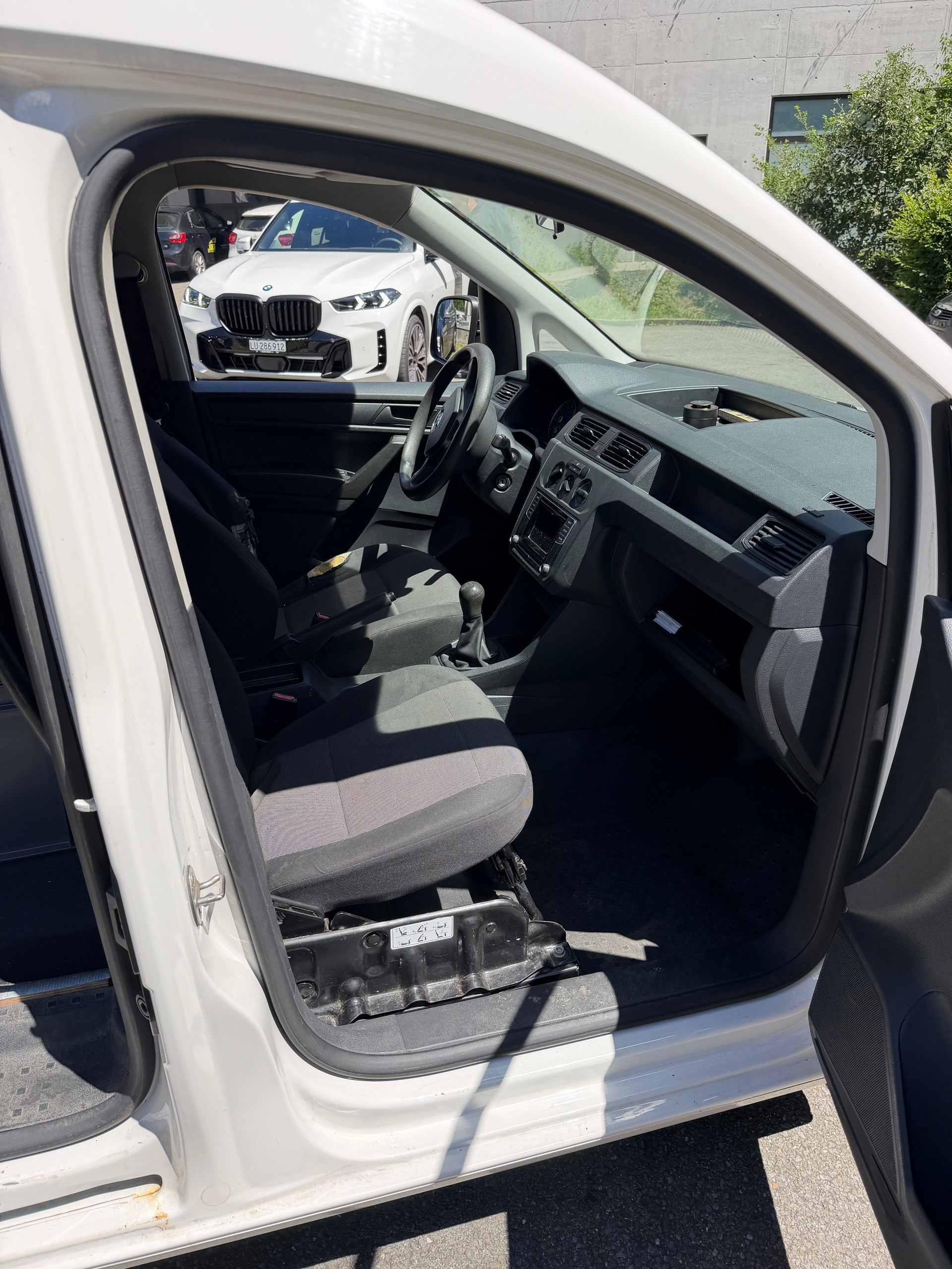 VW Caddy 4 1.2-image-4