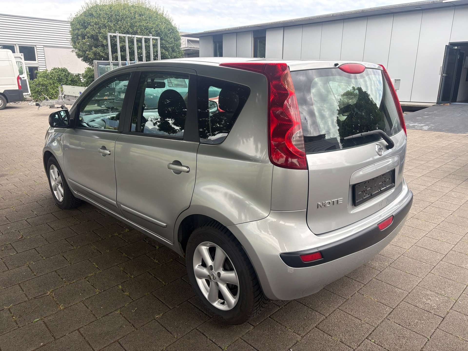 NISSAN Note 1.6 tekna-image-2