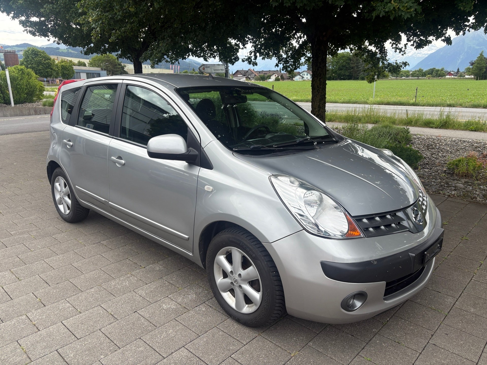 NISSAN Note 1.6 tekna-image-0
