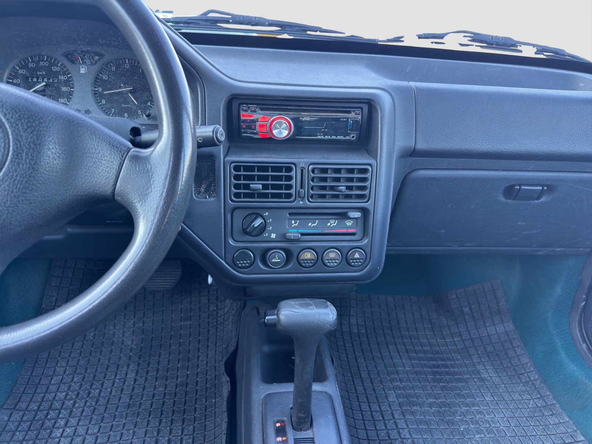 PEUGEOT 106 1.6 Automatic-image-14