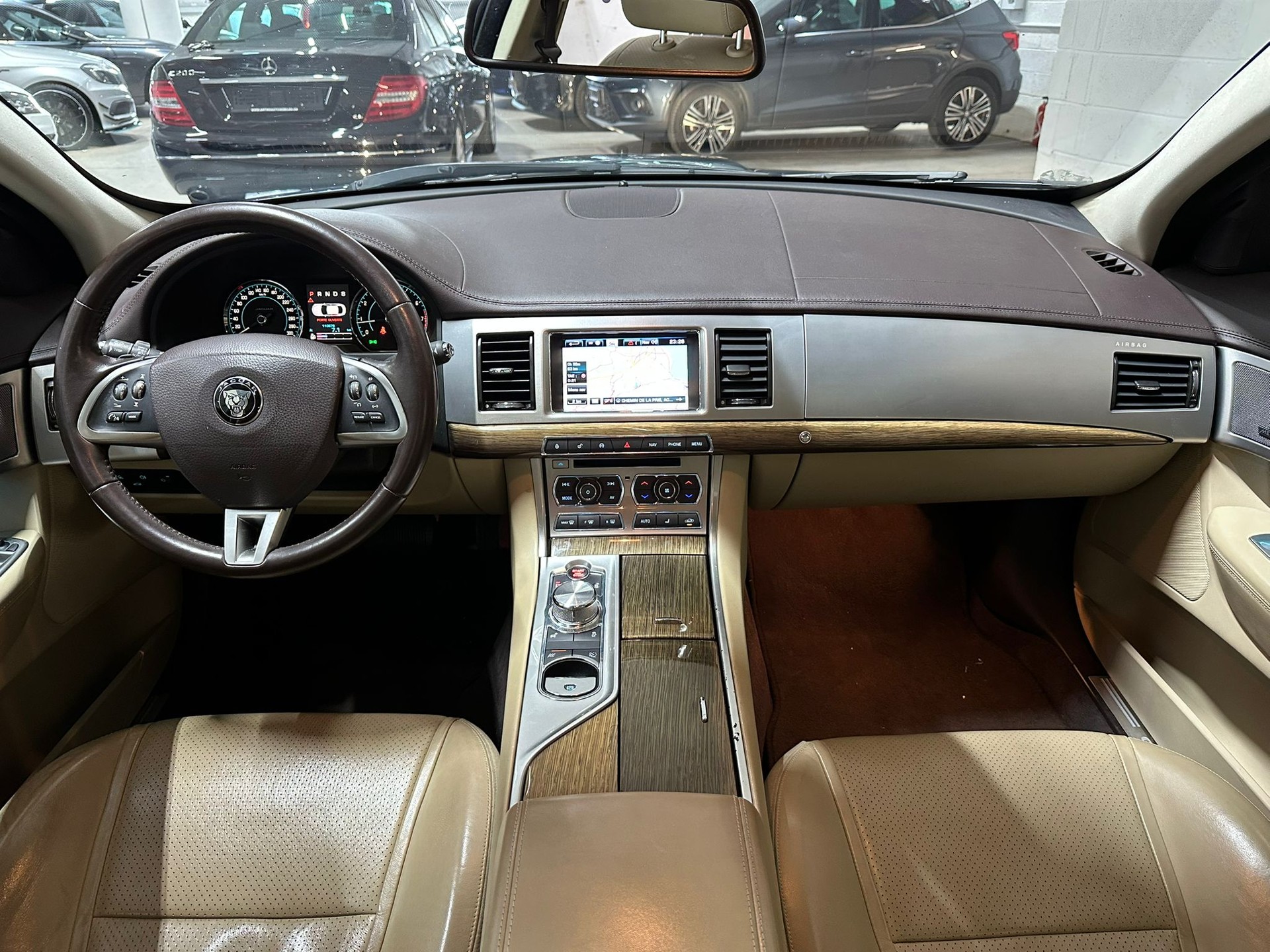 JAGUAR XF 3.0 V6 S/C 4x4-image-8