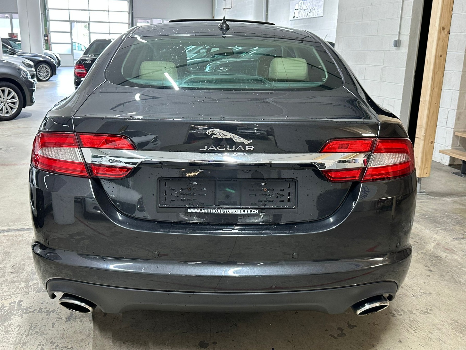 JAGUAR XF 3.0 V6 S/C 4x4-image-4