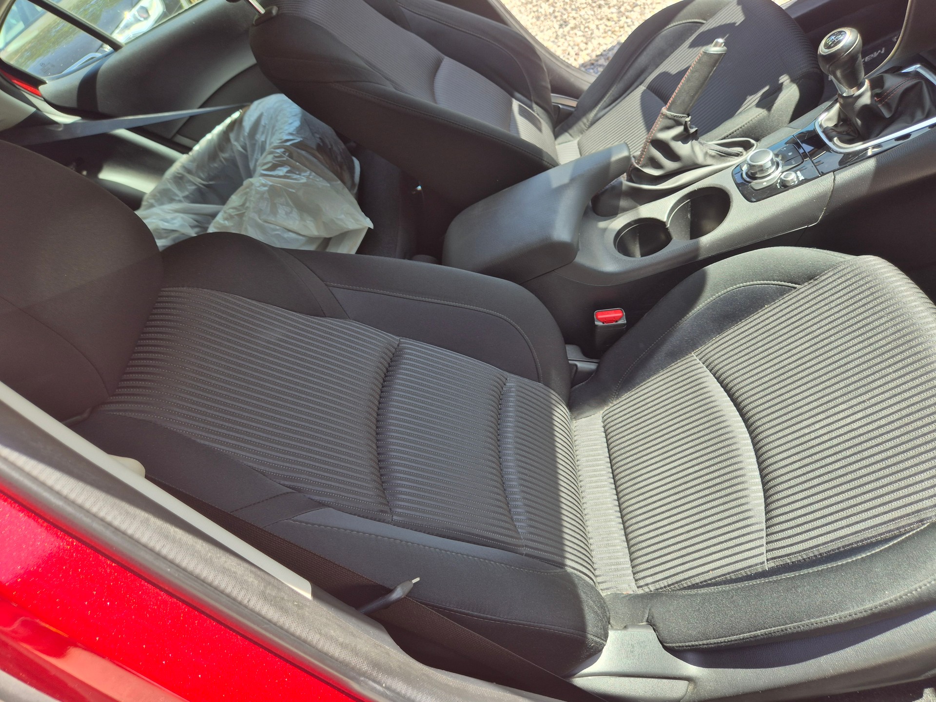 MAZDA 3 2.0 16V Ambition Plus-image-5