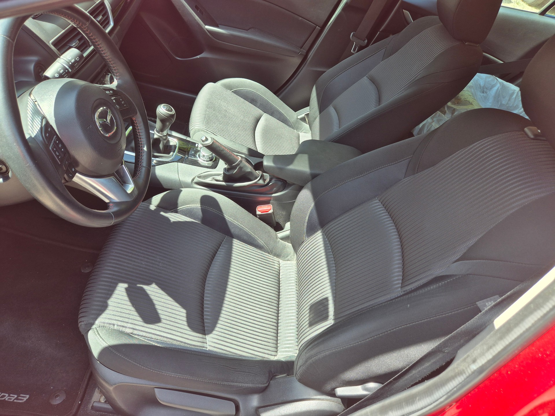 MAZDA 3 2.0 16V Ambition Plus-image-11