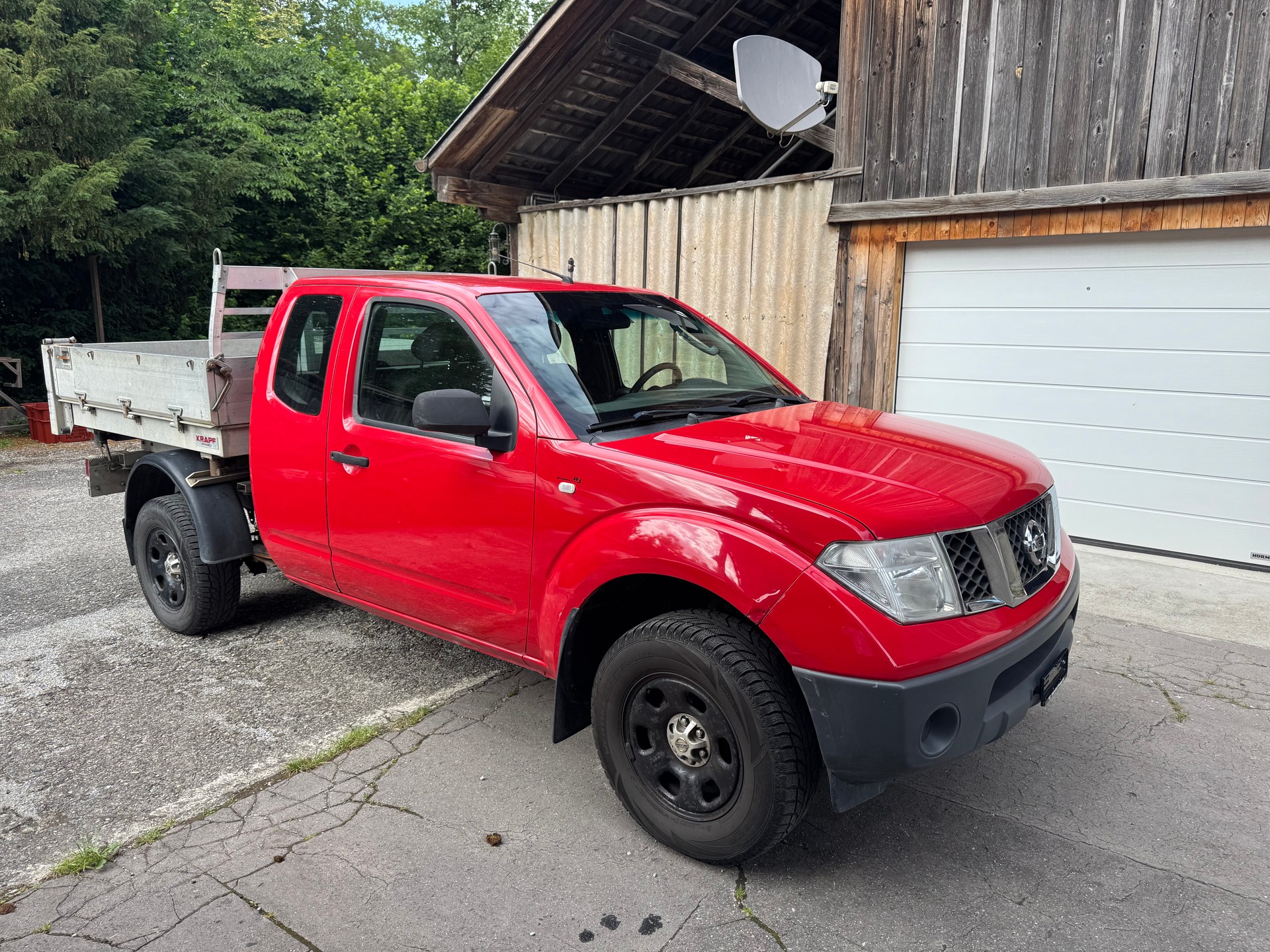 NISSAN Navara King Cab SE 2.5 dCi 4WD-image-2