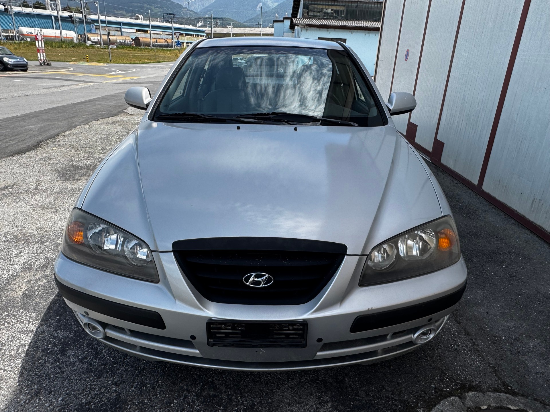 HYUNDAI Elantra 2.0 16V Swiss Edition-image-0