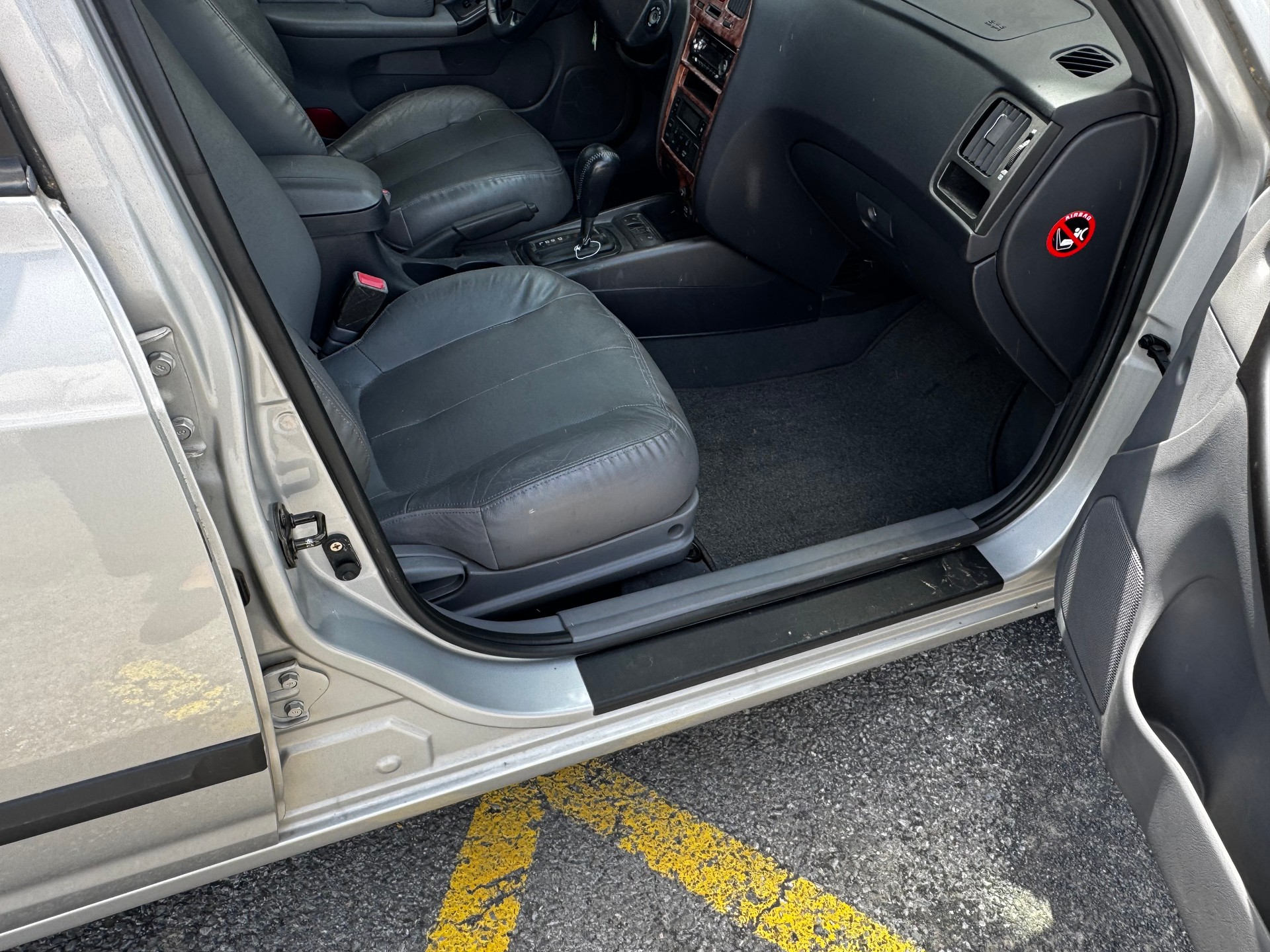 HYUNDAI Elantra 2.0 16V Swiss Edition-image-6